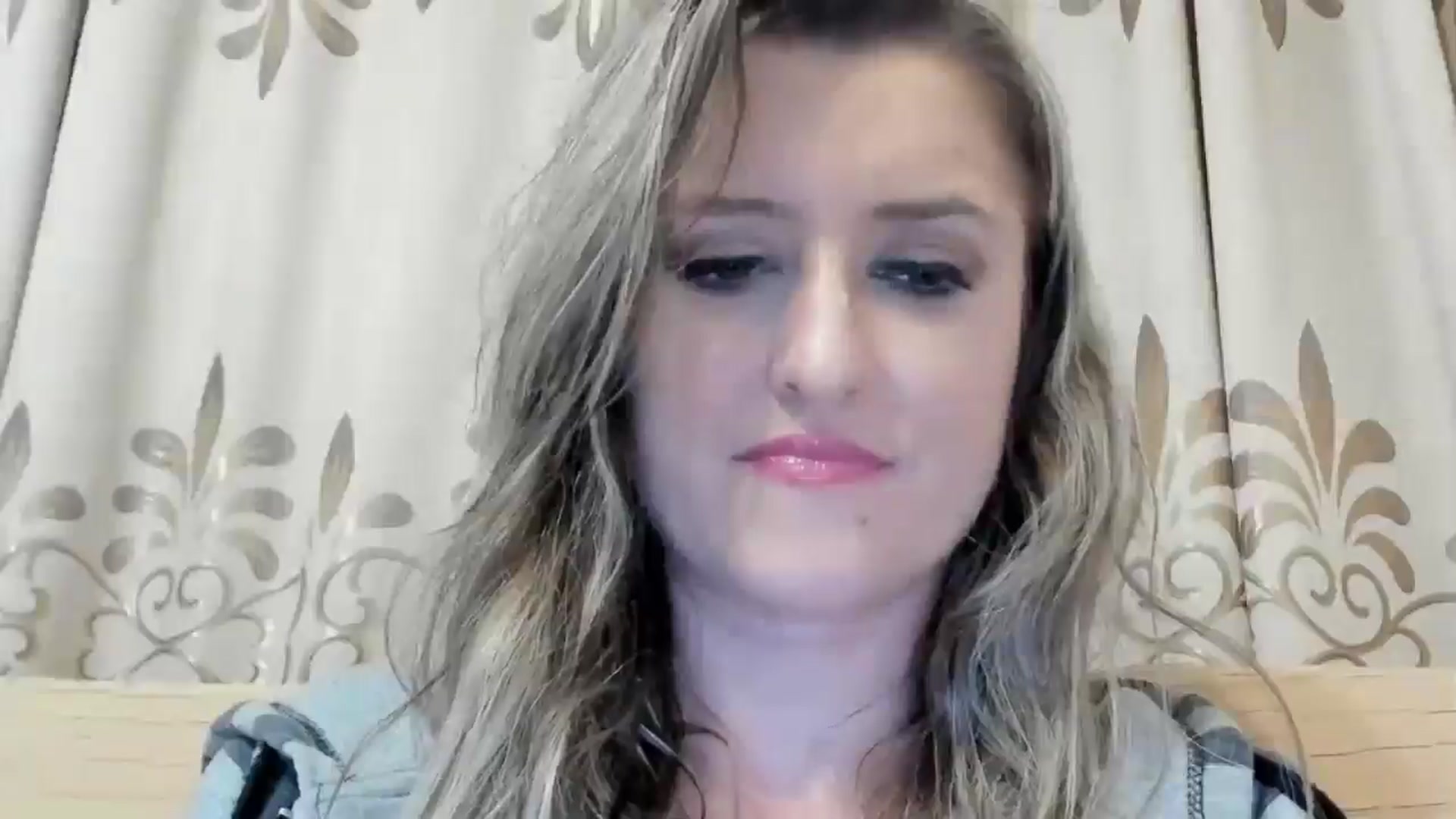 Gallery image thumbnail from BestDream's myfreecams stream on, 05/25/2024, 21:23 image 5 of 20