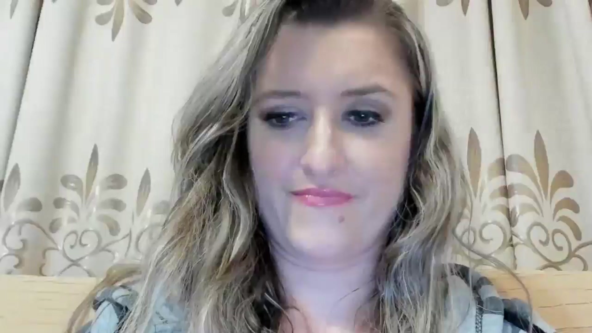 Gallery image thumbnail from BestDream's myfreecams stream on, 05/25/2024, 21:23 image 6 of 20