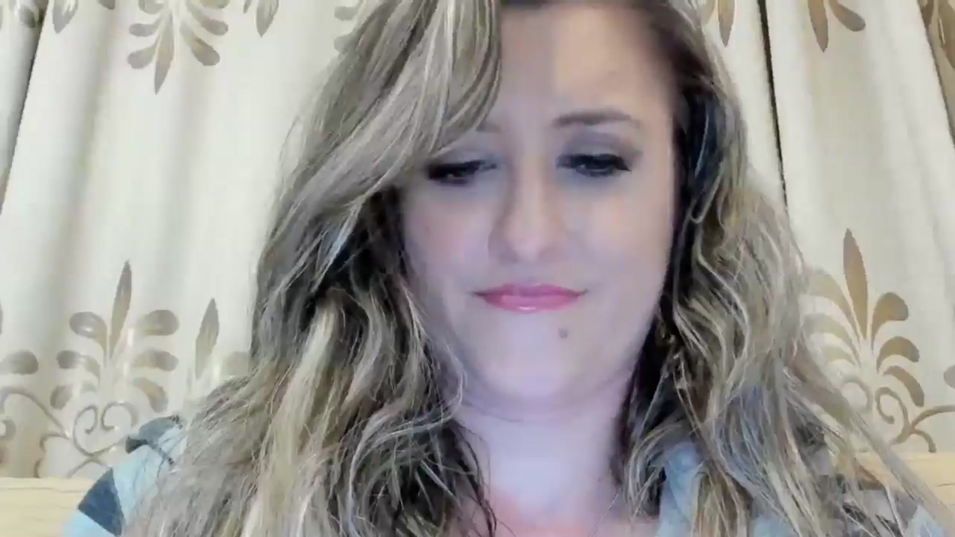 Gallery image thumbnail from BestDream's myfreecams stream on, 05/25/2024, 21:23 image 15 of 20