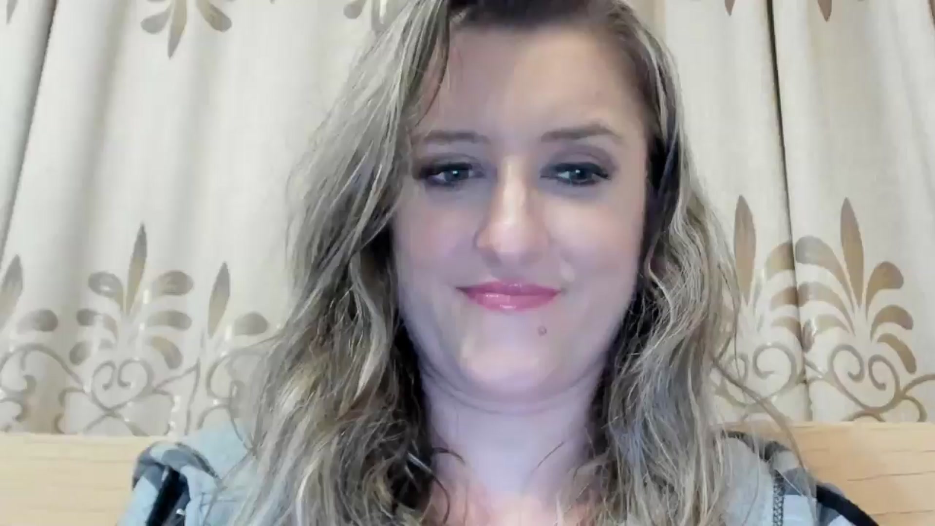 Gallery image thumbnail from BestDream's myfreecams stream on, 05/25/2024, 21:23 image 2 of 20