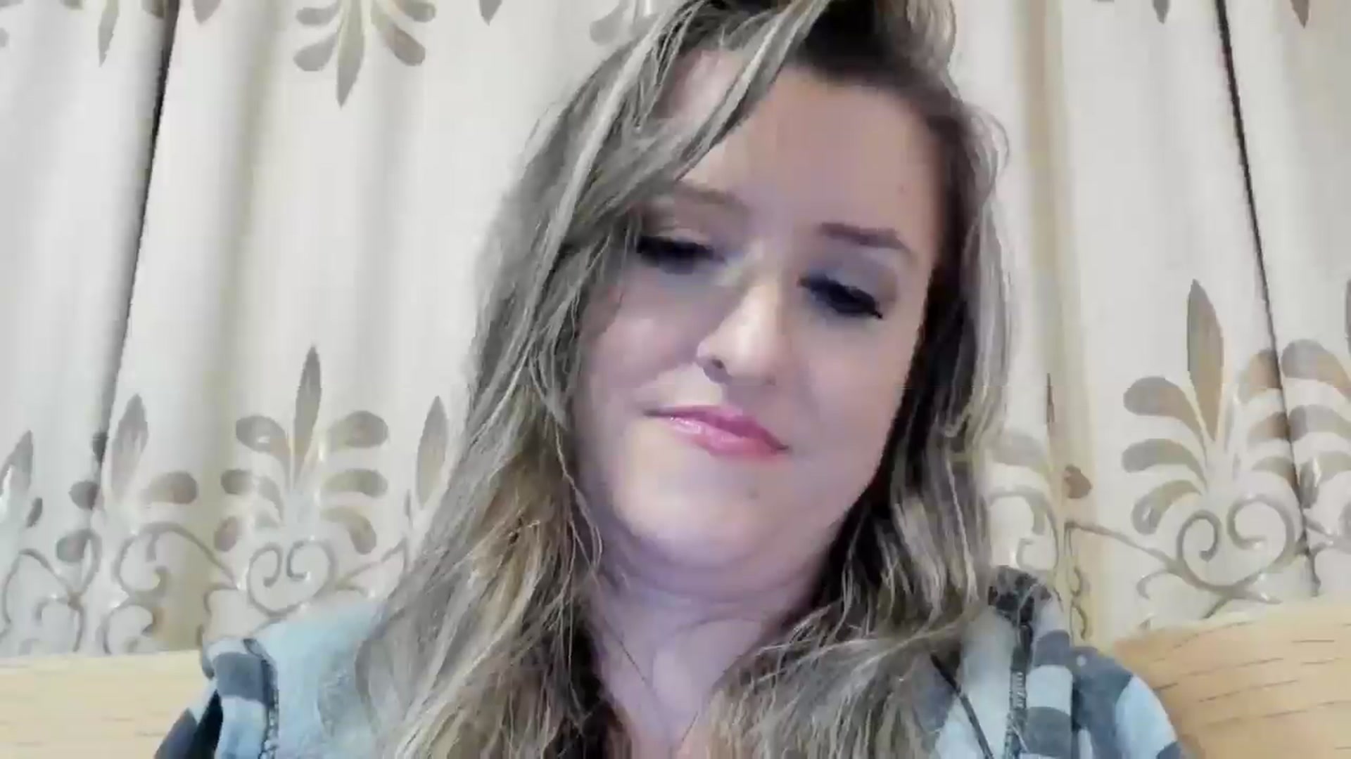 Gallery image thumbnail from BestDream's myfreecams stream on, 05/25/2024, 22:48 image 15 of 20