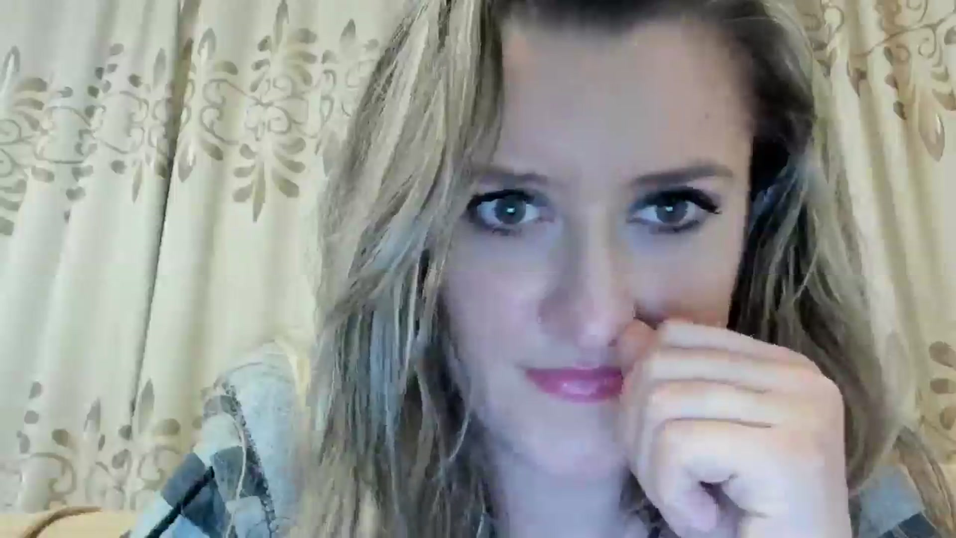 Gallery image thumbnail from BestDream's myfreecams stream on, 05/26/2024, 24:43 image 5 of 20