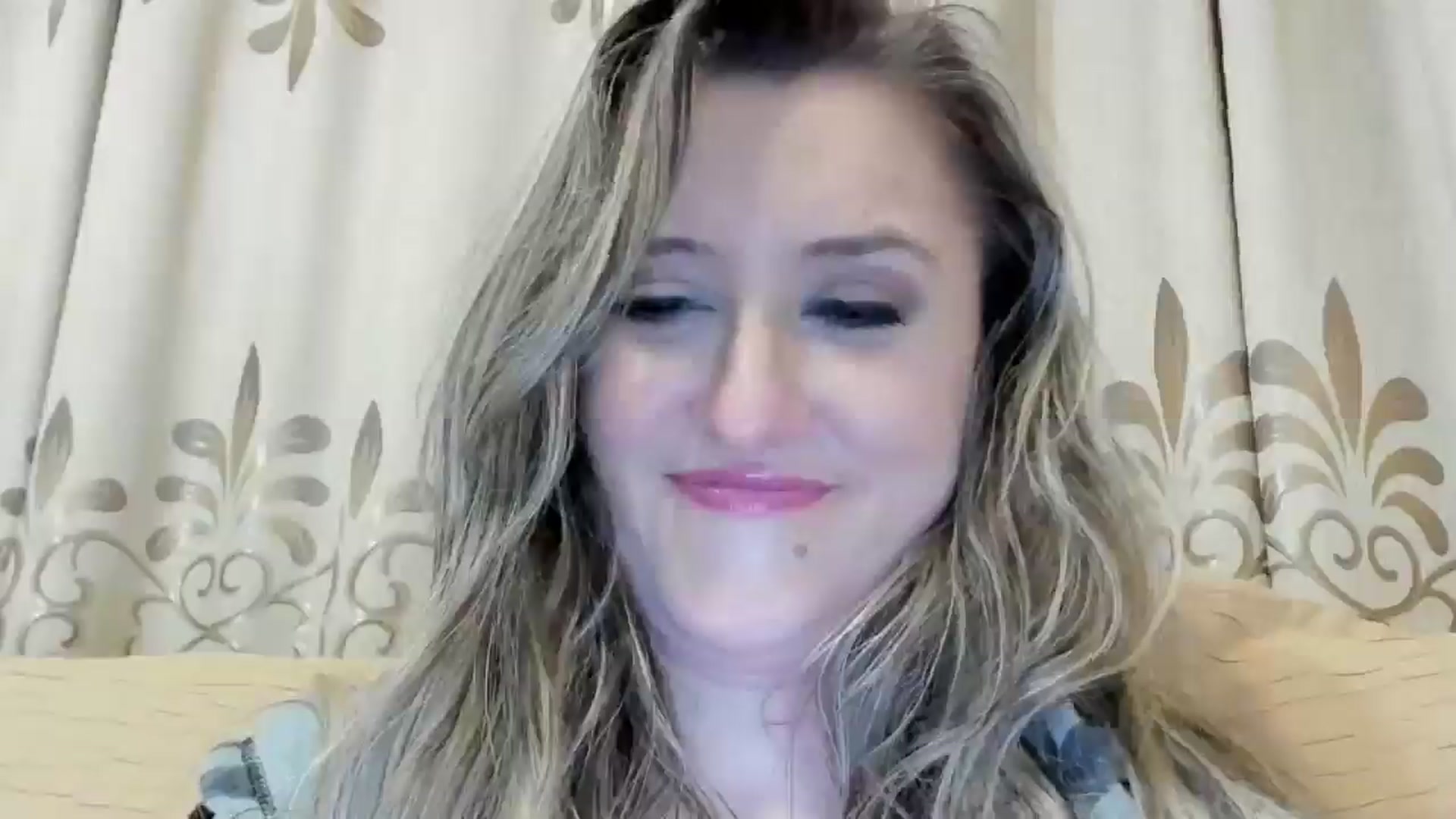 Gallery image thumbnail from BestDream's myfreecams stream on, 05/26/2024, 24:43 image 14 of 20