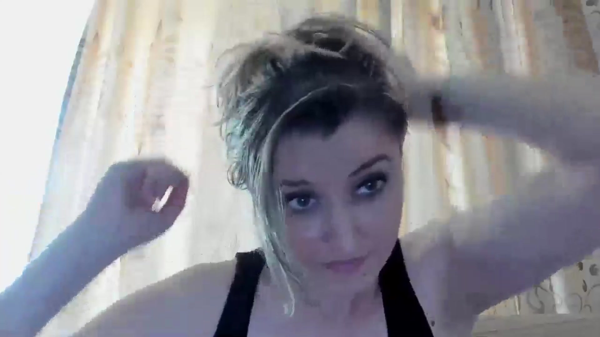 Gallery image thumbnail from BestDream's myfreecams stream on, 05/26/2024, 12:36 image 6 of 20