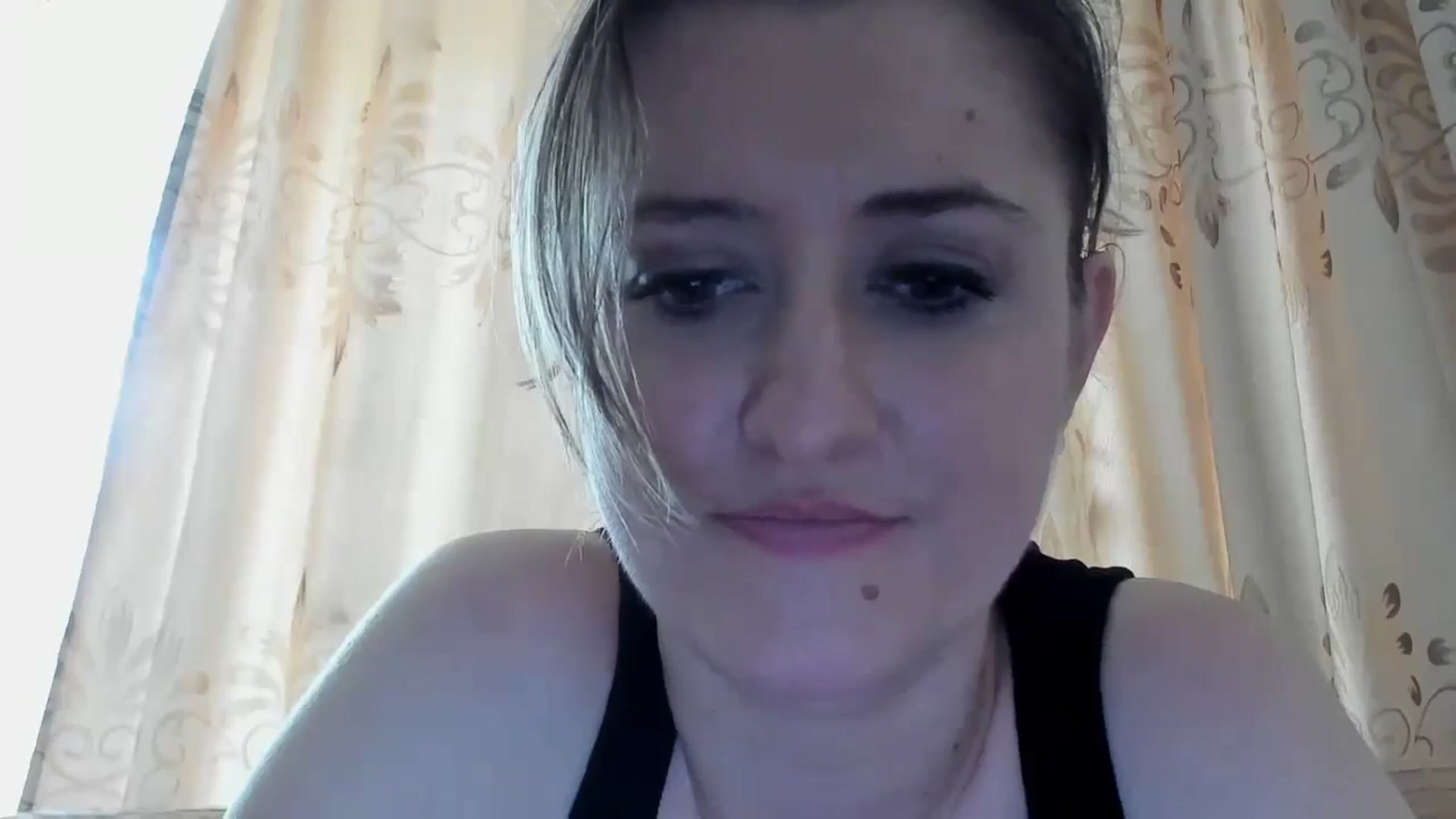 Gallery image thumbnail from BestDream's myfreecams stream on, 05/26/2024, 12:36 image 12 of 20
