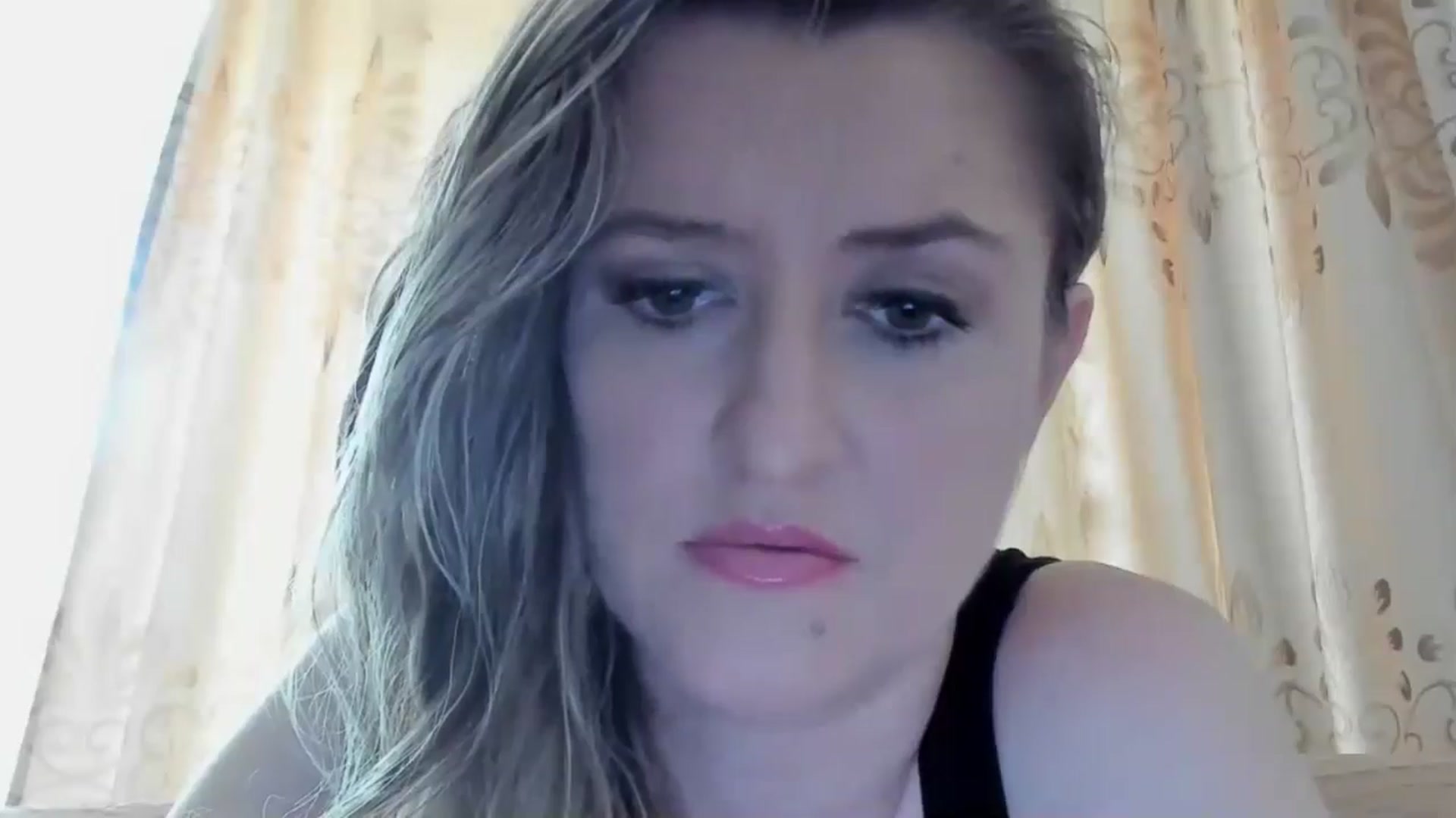 Gallery image thumbnail from BestDream's myfreecams stream on, 05/26/2024, 13:07 image 5 of 20