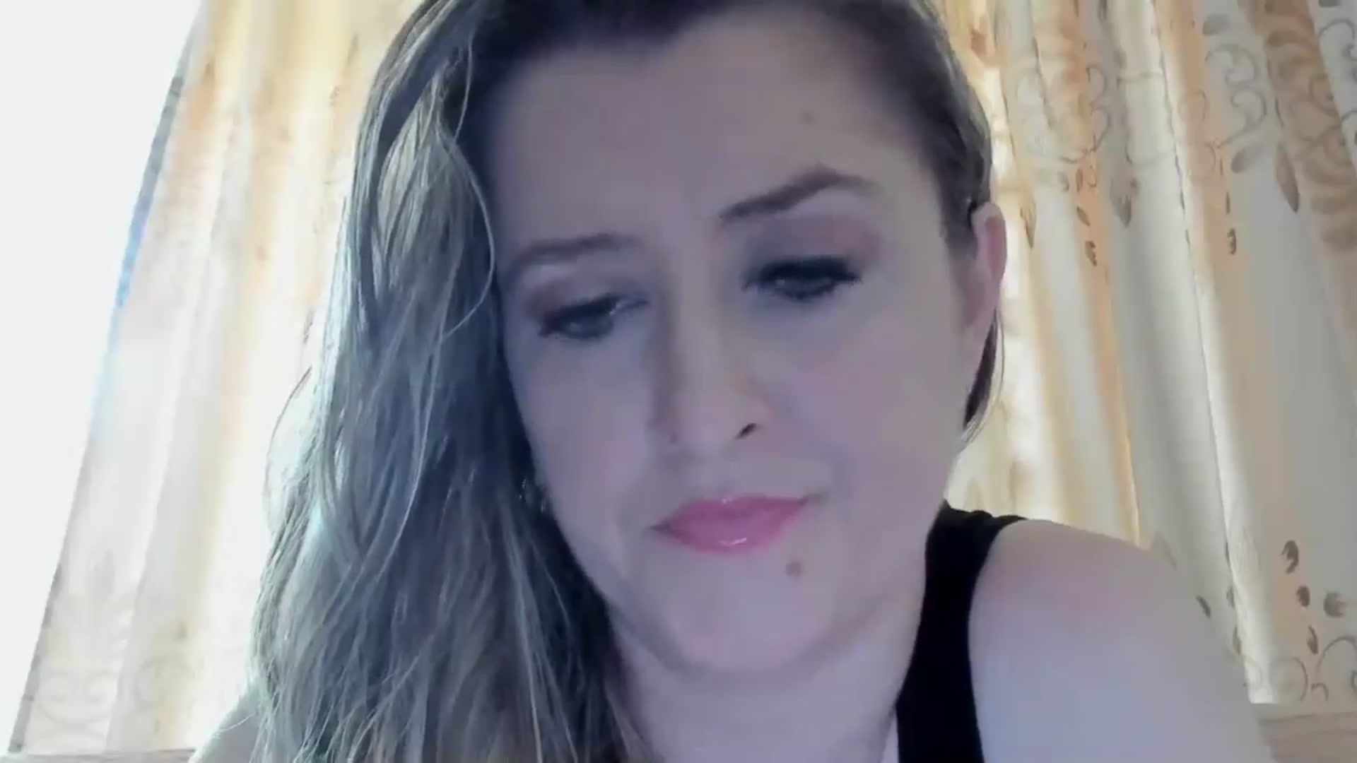 Gallery image thumbnail from BestDream's myfreecams stream on, 05/26/2024, 13:07 image 15 of 20