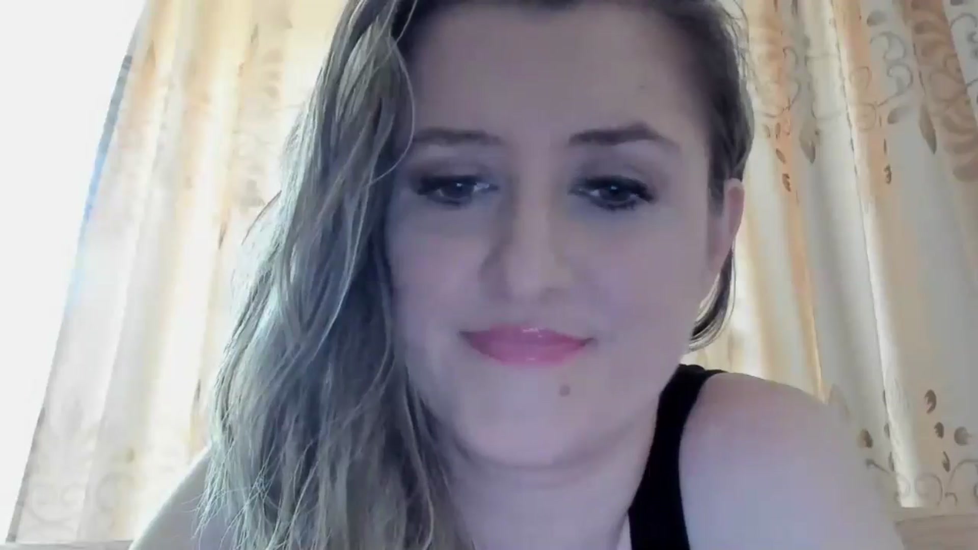 Gallery image thumbnail from BestDream's myfreecams stream on, 05/26/2024, 13:07 image 14 of 20