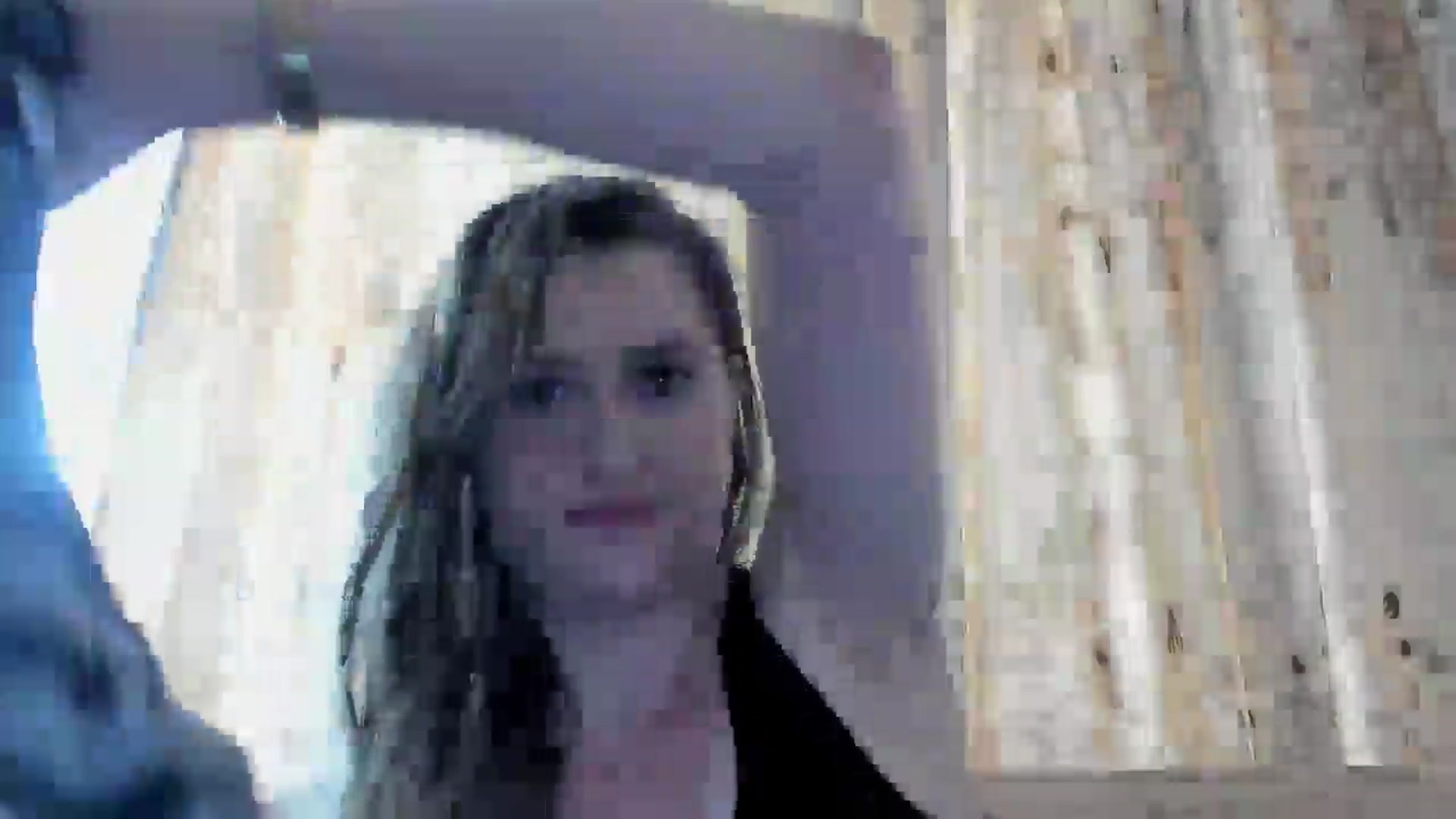 Gallery image thumbnail from BestDream's myfreecams stream on, 05/26/2024, 13:38 image 5 of 20