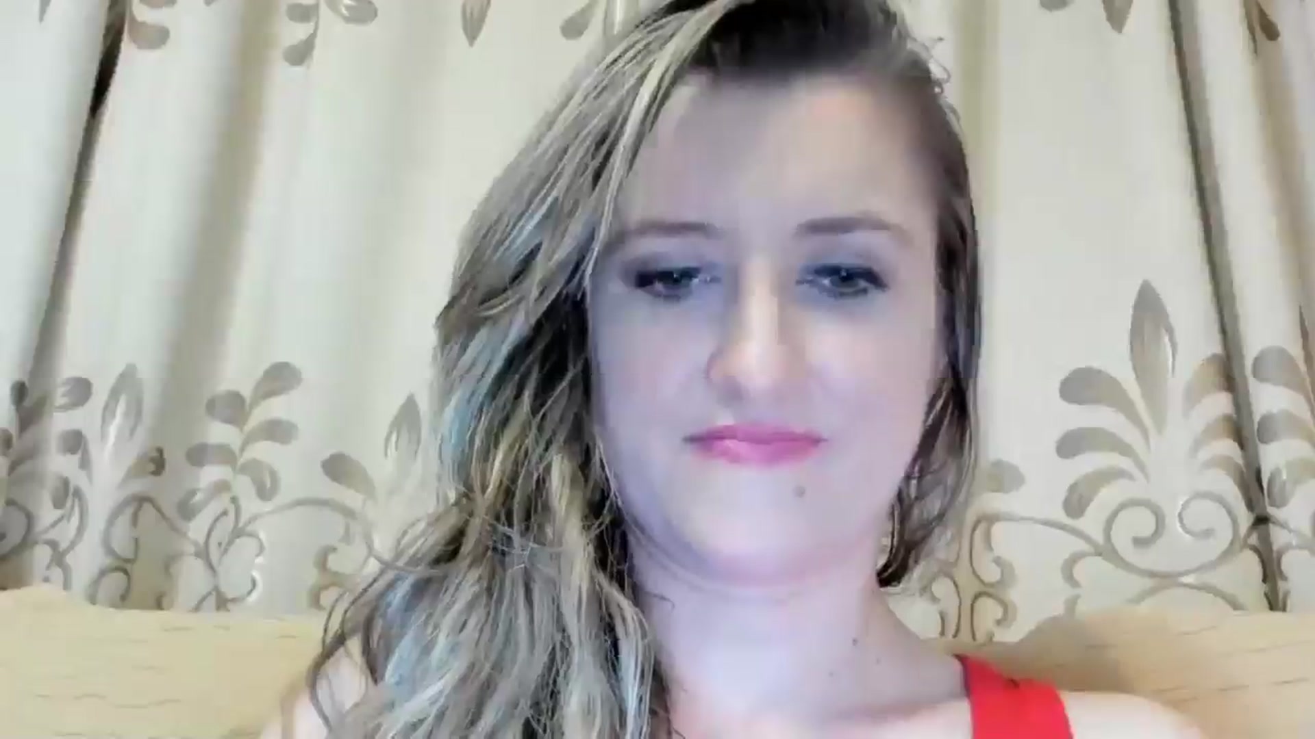 Gallery image thumbnail from BestDream's myfreecams stream on, 05/26/2024, 21:30 image 6 of 20