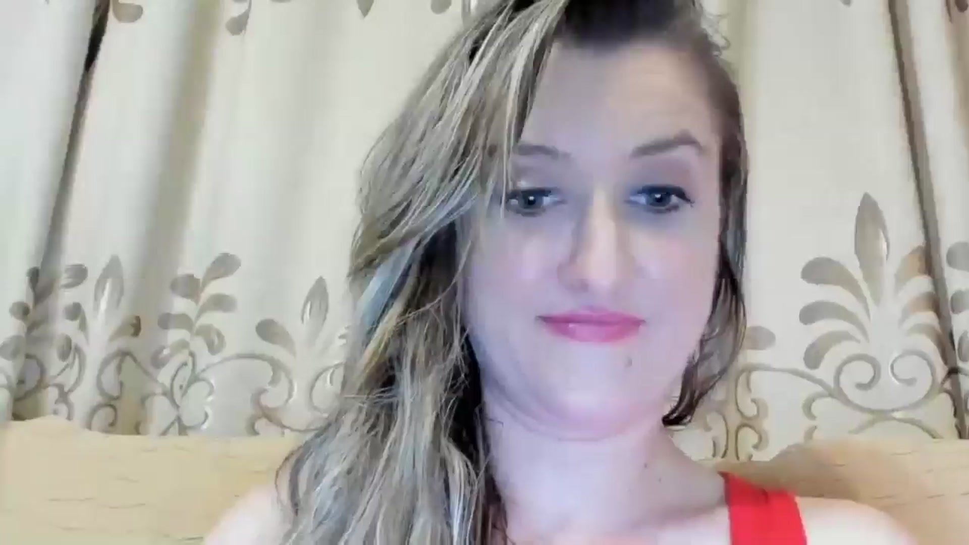 Gallery image thumbnail from BestDream's myfreecams stream on, 05/26/2024, 21:30 image 13 of 20