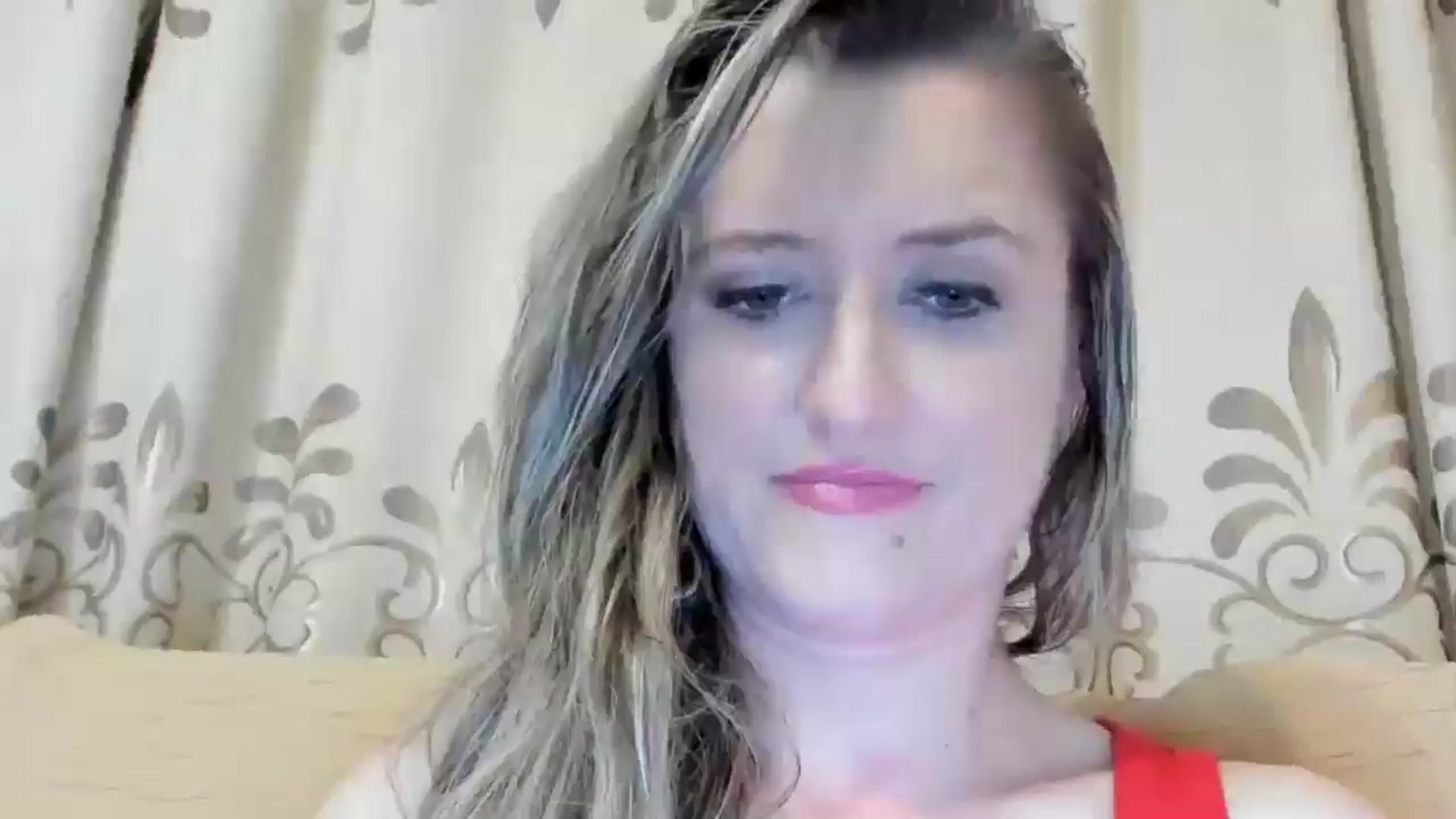 Gallery image thumbnail from BestDream's myfreecams stream on, 05/26/2024, 22:03 image 13 of 20