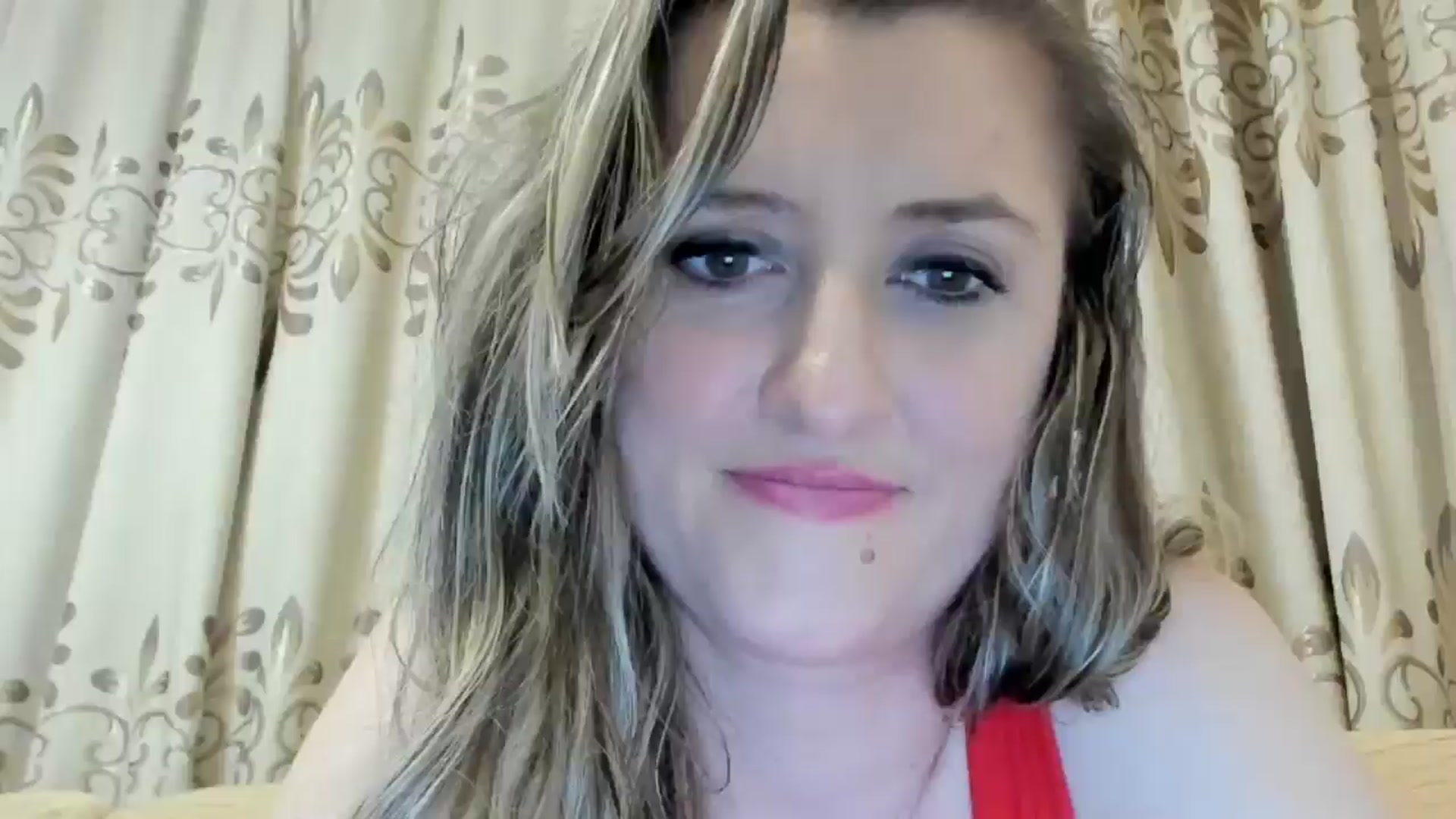 Gallery image thumbnail from BestDream's myfreecams stream on, 05/26/2024, 23:48 image 9 of 20