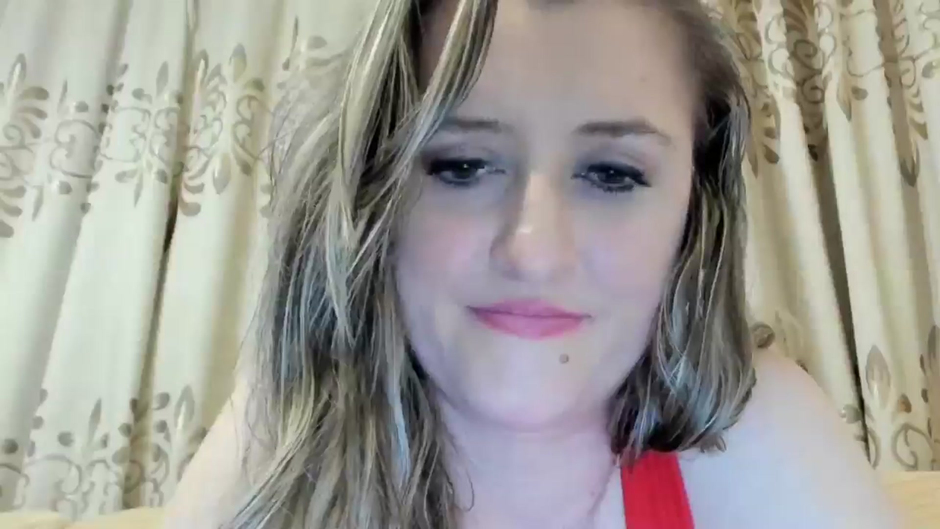 Gallery image thumbnail from BestDream's myfreecams stream on, 05/26/2024, 23:48 image 4 of 20
