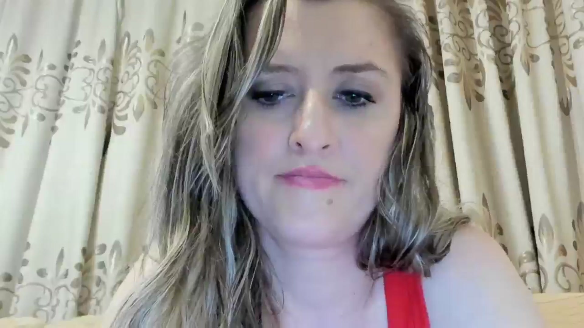 Gallery image thumbnail from BestDream's myfreecams stream on, 05/26/2024, 23:48 image 12 of 20