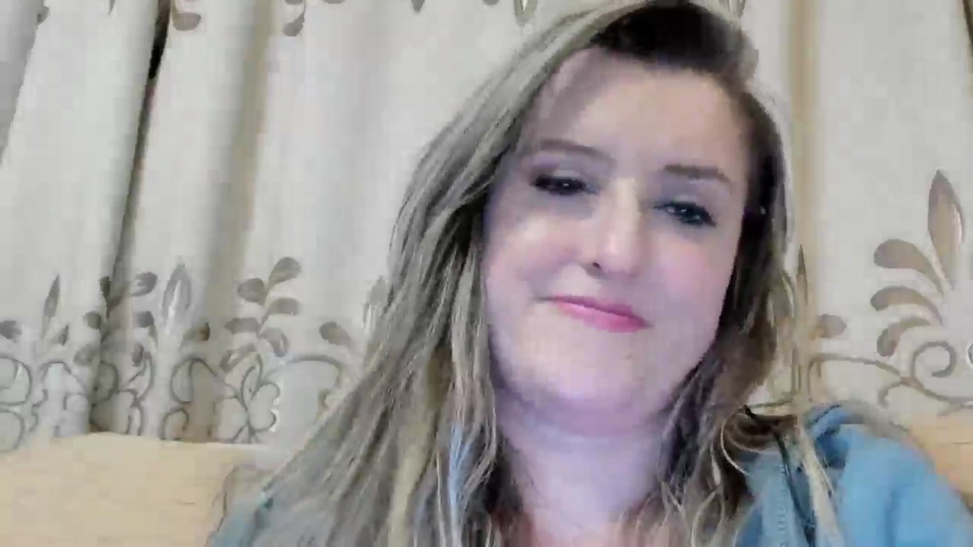 Gallery image thumbnail from BestDream's myfreecams stream on, 05/27/2024, 01:17 image 20 of 20