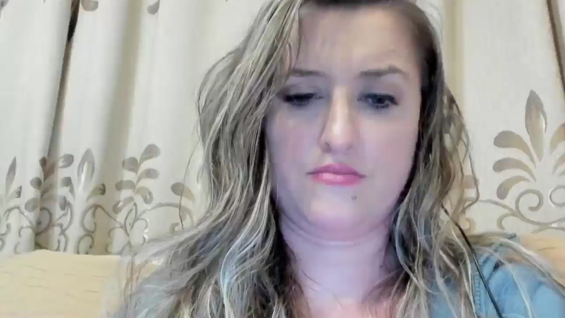 Gallery image thumbnail from BestDream's myfreecams stream on, 05/27/2024, 01:17 image 2 of 20