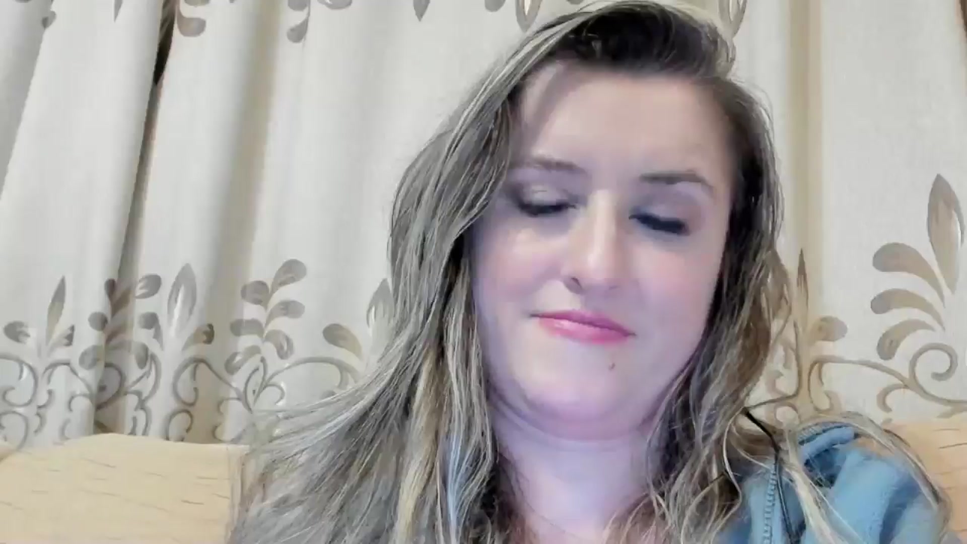 Gallery image thumbnail from BestDream's myfreecams stream on, 05/27/2024, 01:17 image 19 of 20