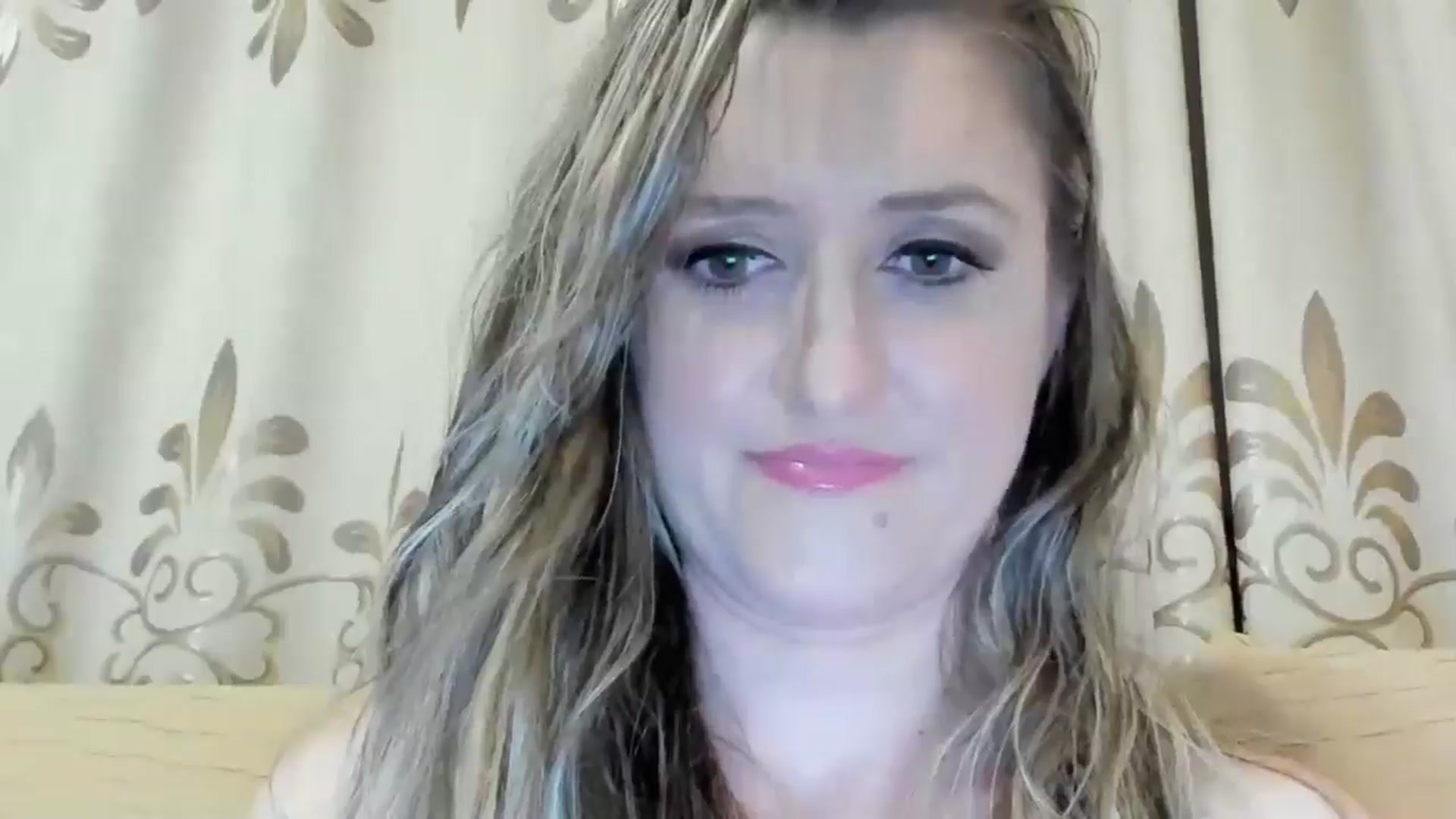 Gallery image thumbnail from BestDream's myfreecams stream on, 05/27/2024, 21:30 image 3 of 20