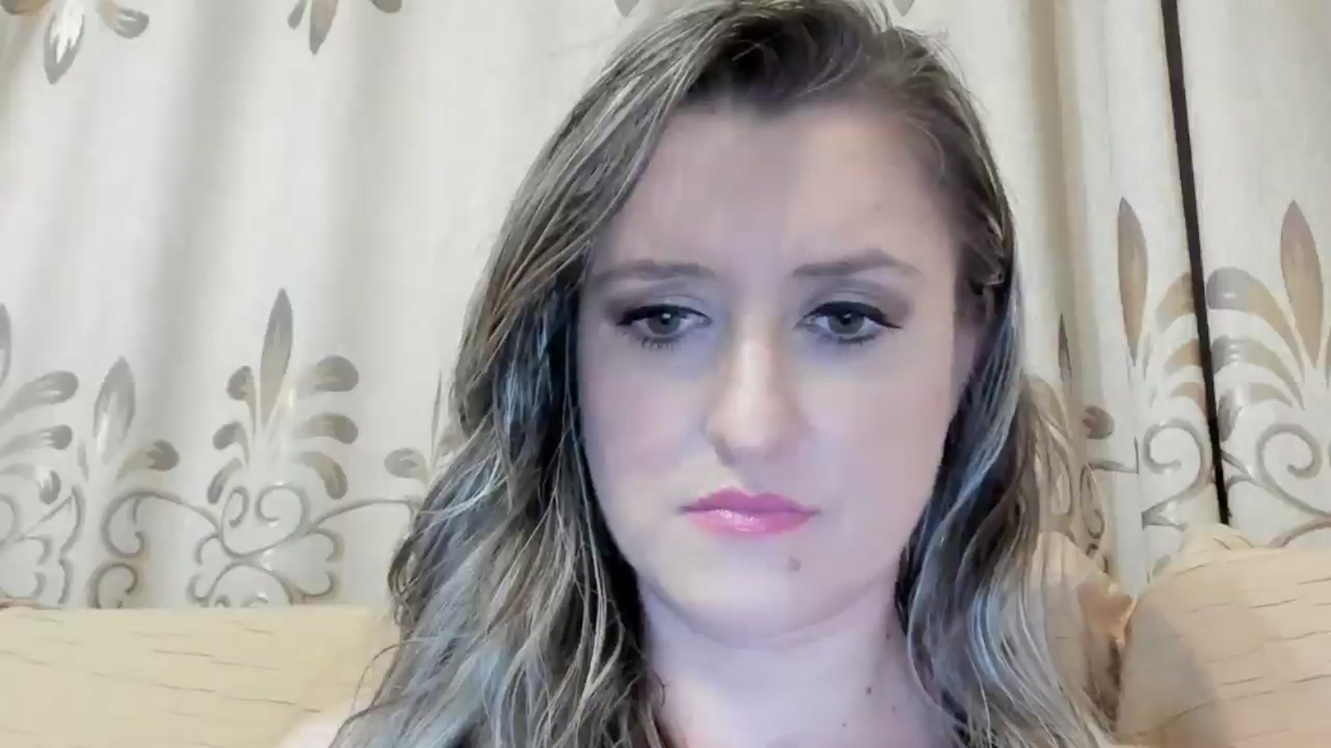 Gallery image thumbnail from BestDream's myfreecams stream on, 05/27/2024, 22:50 image 12 of 20