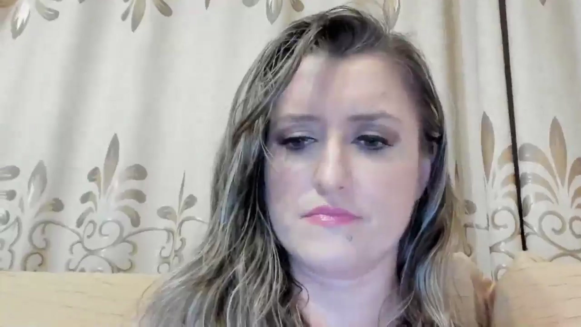 Gallery image thumbnail from BestDream's myfreecams stream on, 05/27/2024, 22:50 image 10 of 20