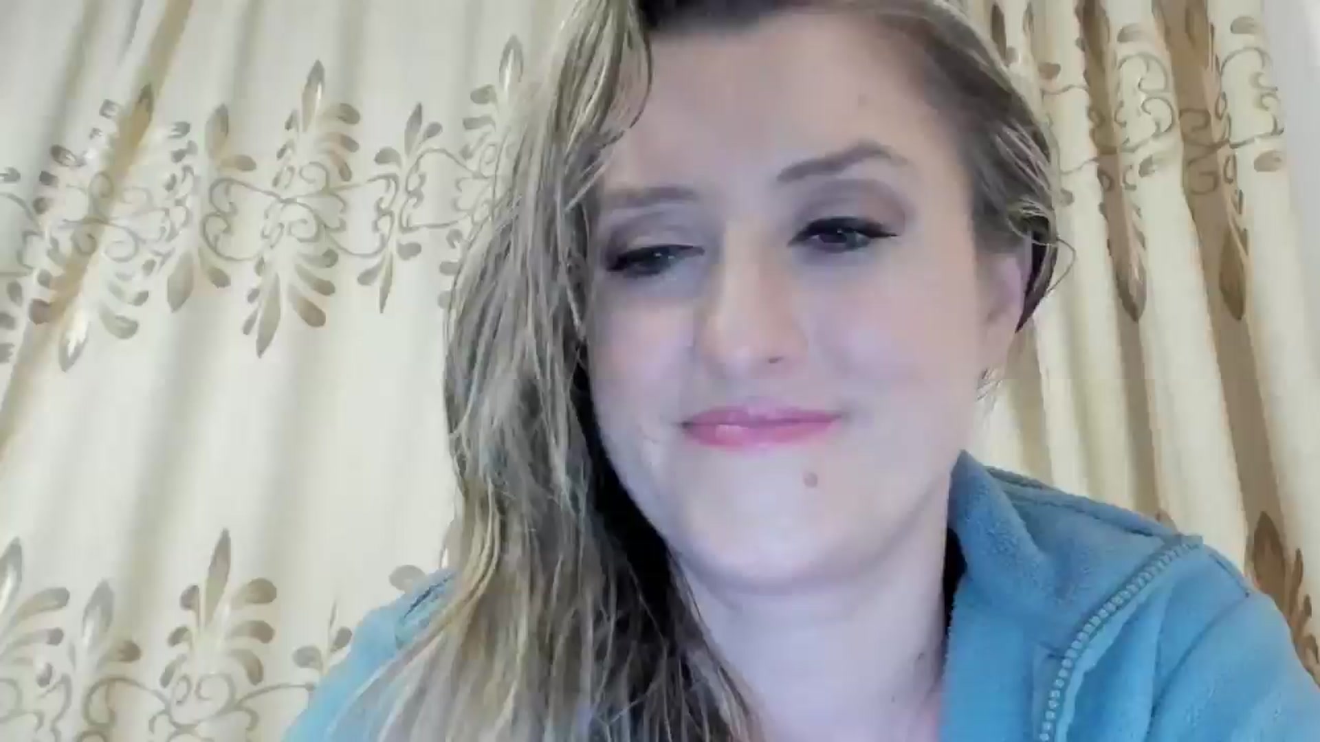 Gallery image thumbnail from BestDream's myfreecams stream on, 05/28/2024, 24:09 image 15 of 20
