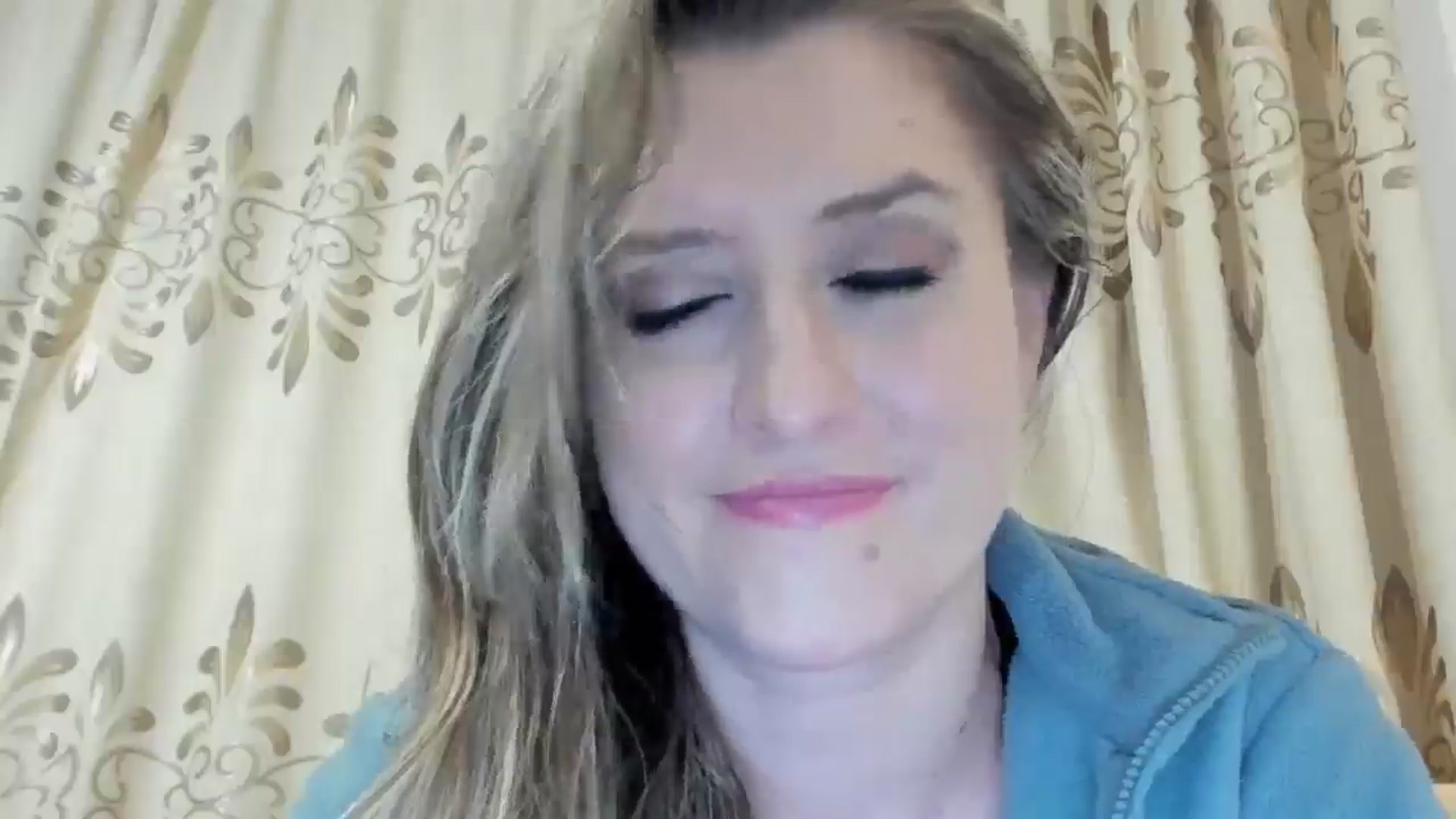 Gallery image thumbnail from BestDream's myfreecams stream on, 05/28/2024, 24:09 image 16 of 20