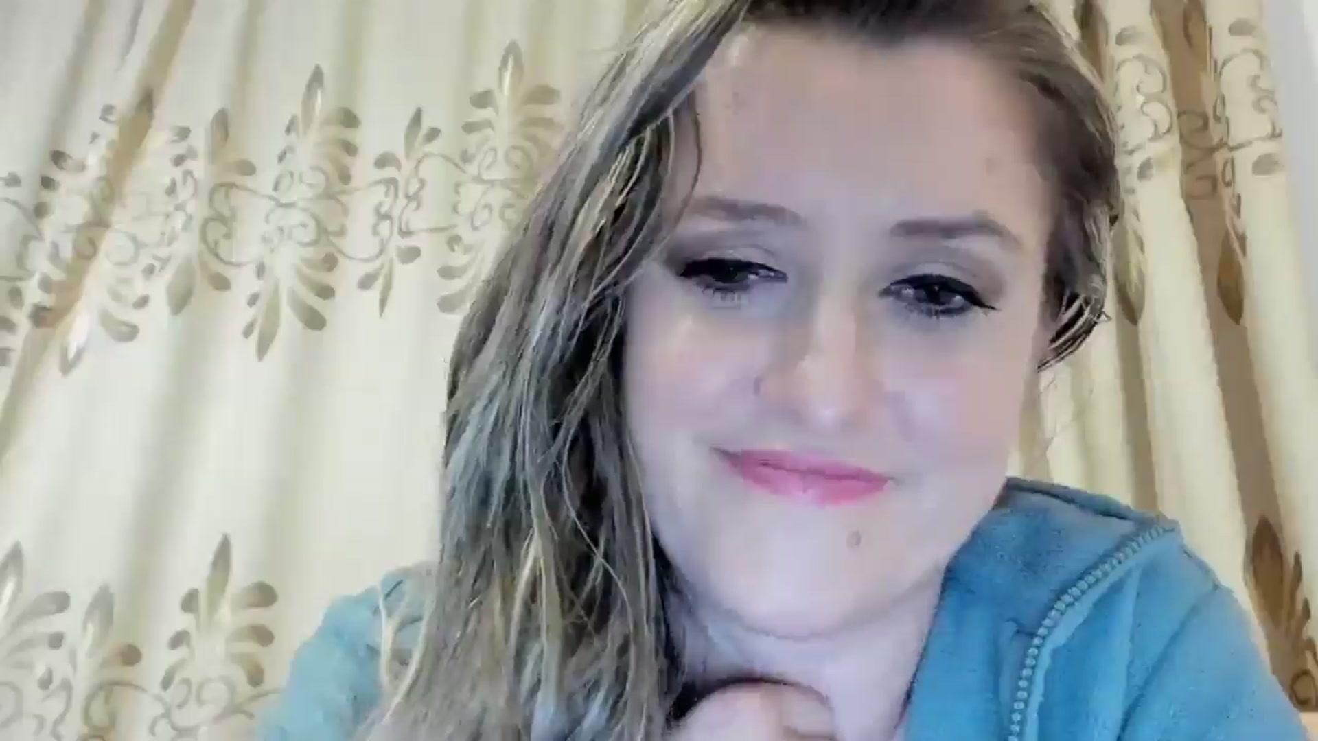 Gallery image thumbnail from BestDream's myfreecams stream on, 05/28/2024, 24:09 image 3 of 20