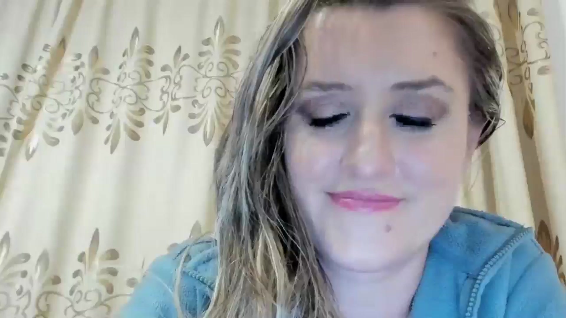 Gallery image thumbnail from BestDream's myfreecams stream on, 05/28/2024, 24:09 image 6 of 20