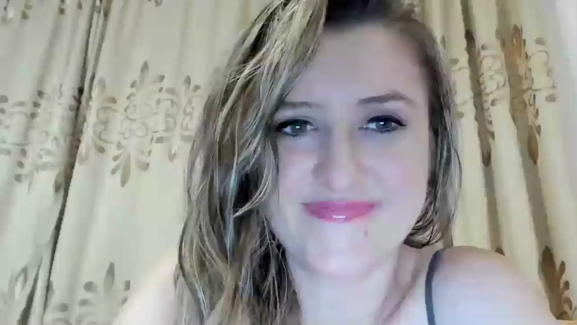 Gallery image thumbnail from BestDream's myfreecams stream on, 05/28/2024, 21:03 image 1 of 20