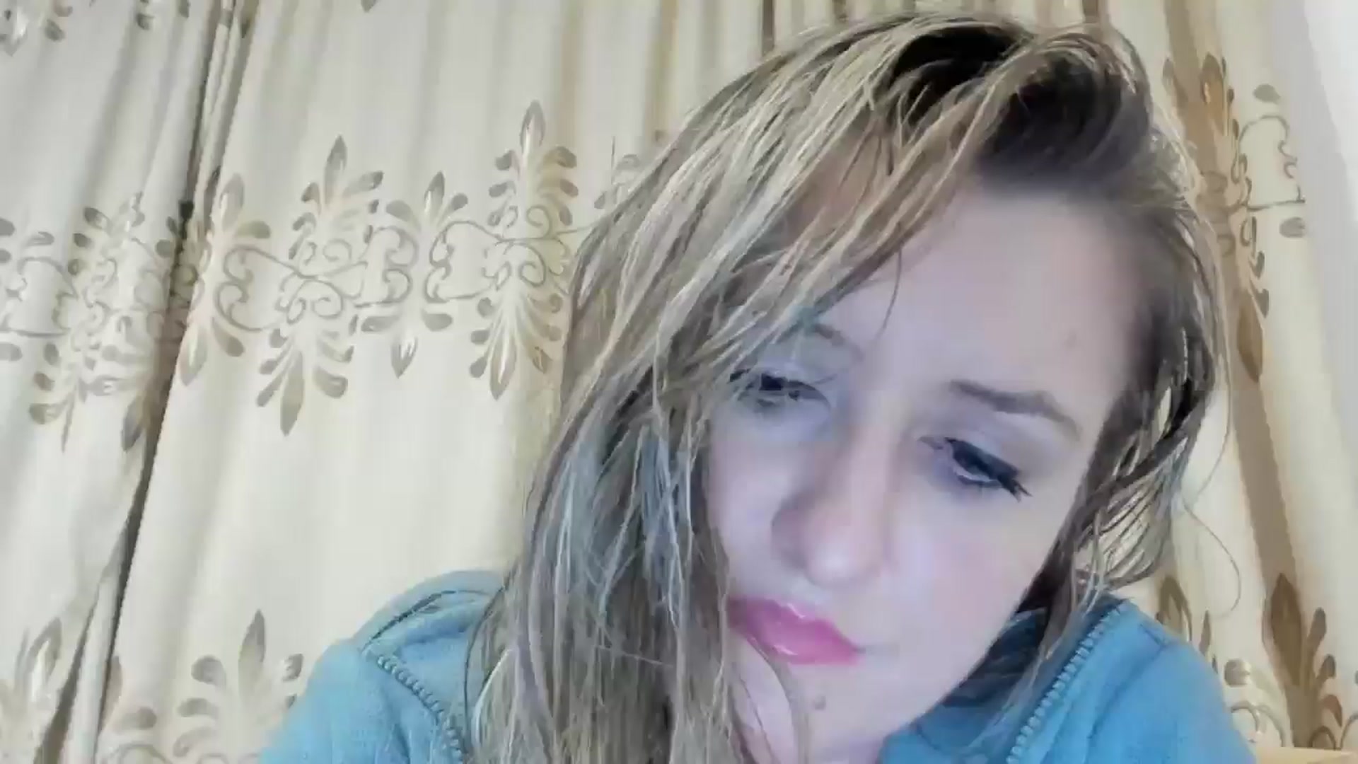 Gallery image thumbnail from BestDream's myfreecams stream on, 05/28/2024, 21:17 image 7 of 20