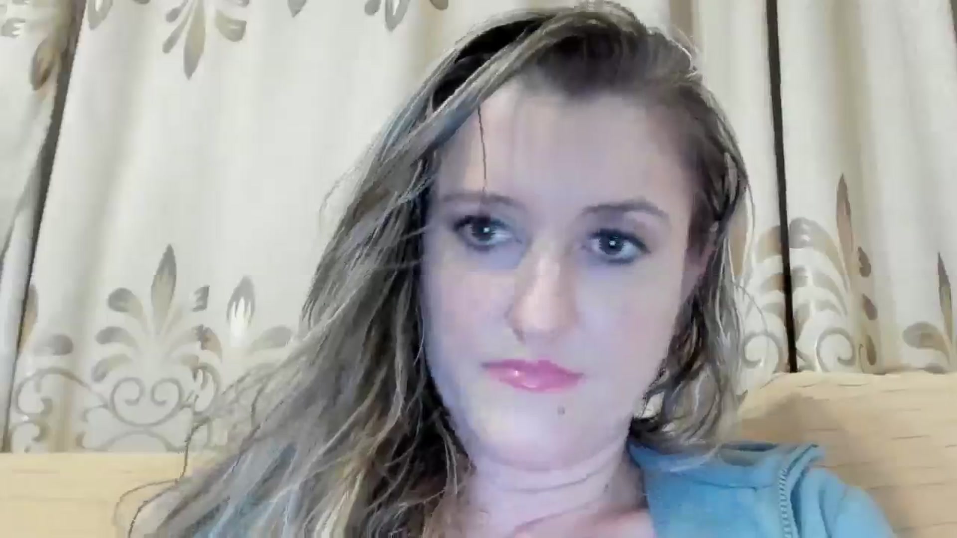 Gallery image thumbnail from BestDream's myfreecams stream on, 05/28/2024, 21:17 image 16 of 20