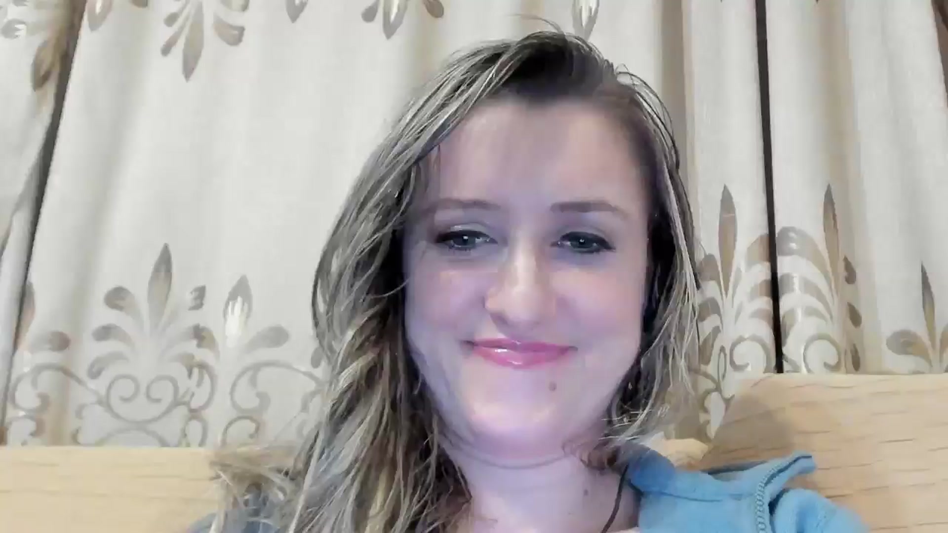 Gallery image thumbnail from BestDream's myfreecams stream on, 05/28/2024, 21:44 image 3 of 20