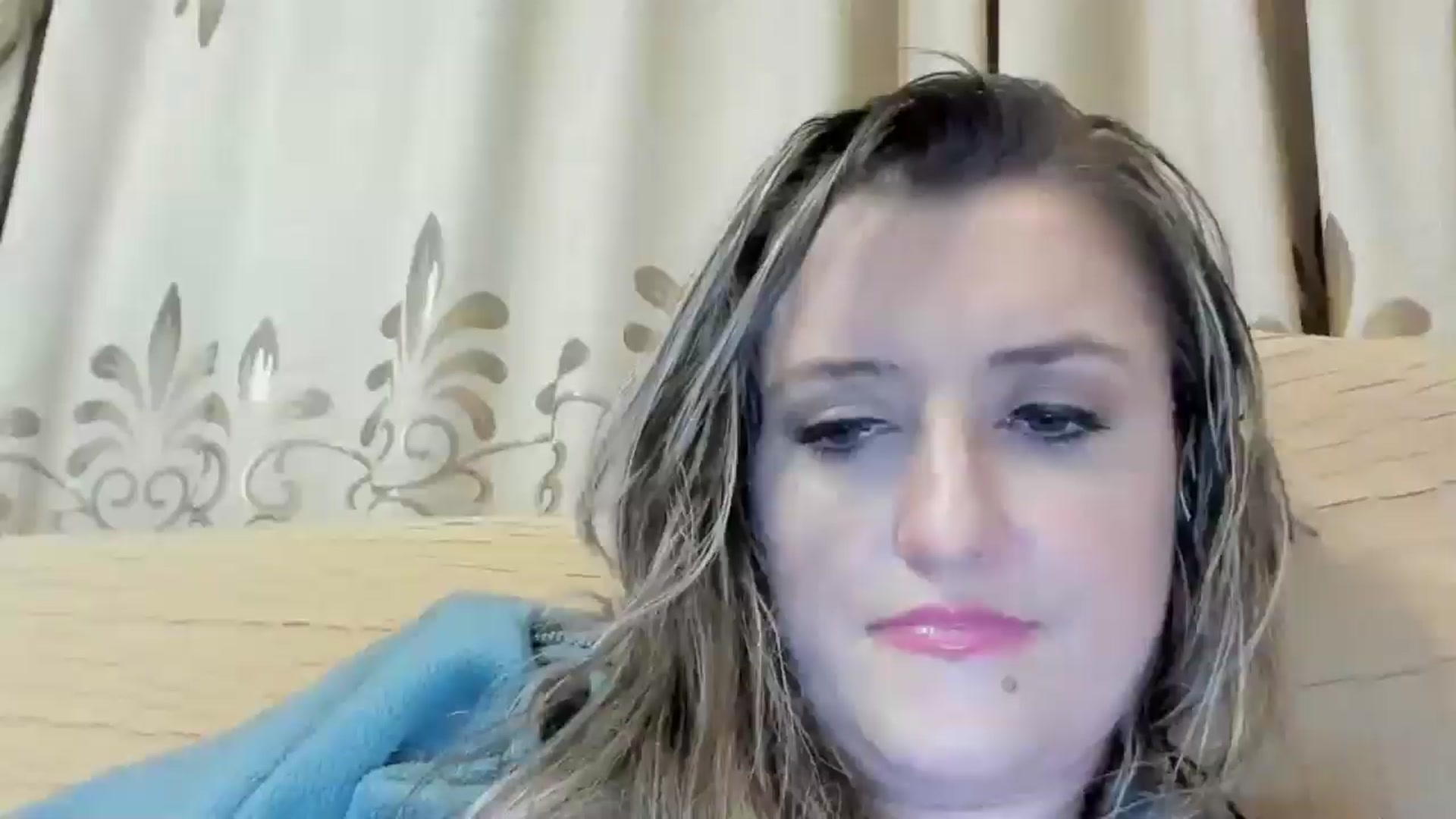 Gallery image thumbnail from BestDream's myfreecams stream on, 05/28/2024, 22:18 image 9 of 20