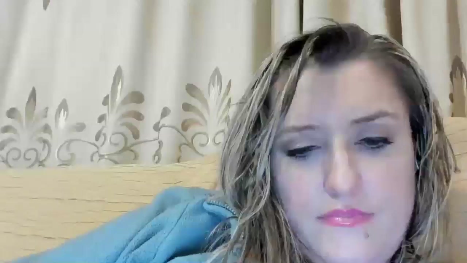 Gallery image thumbnail from BestDream's myfreecams stream on, 05/28/2024, 22:18 image 13 of 20