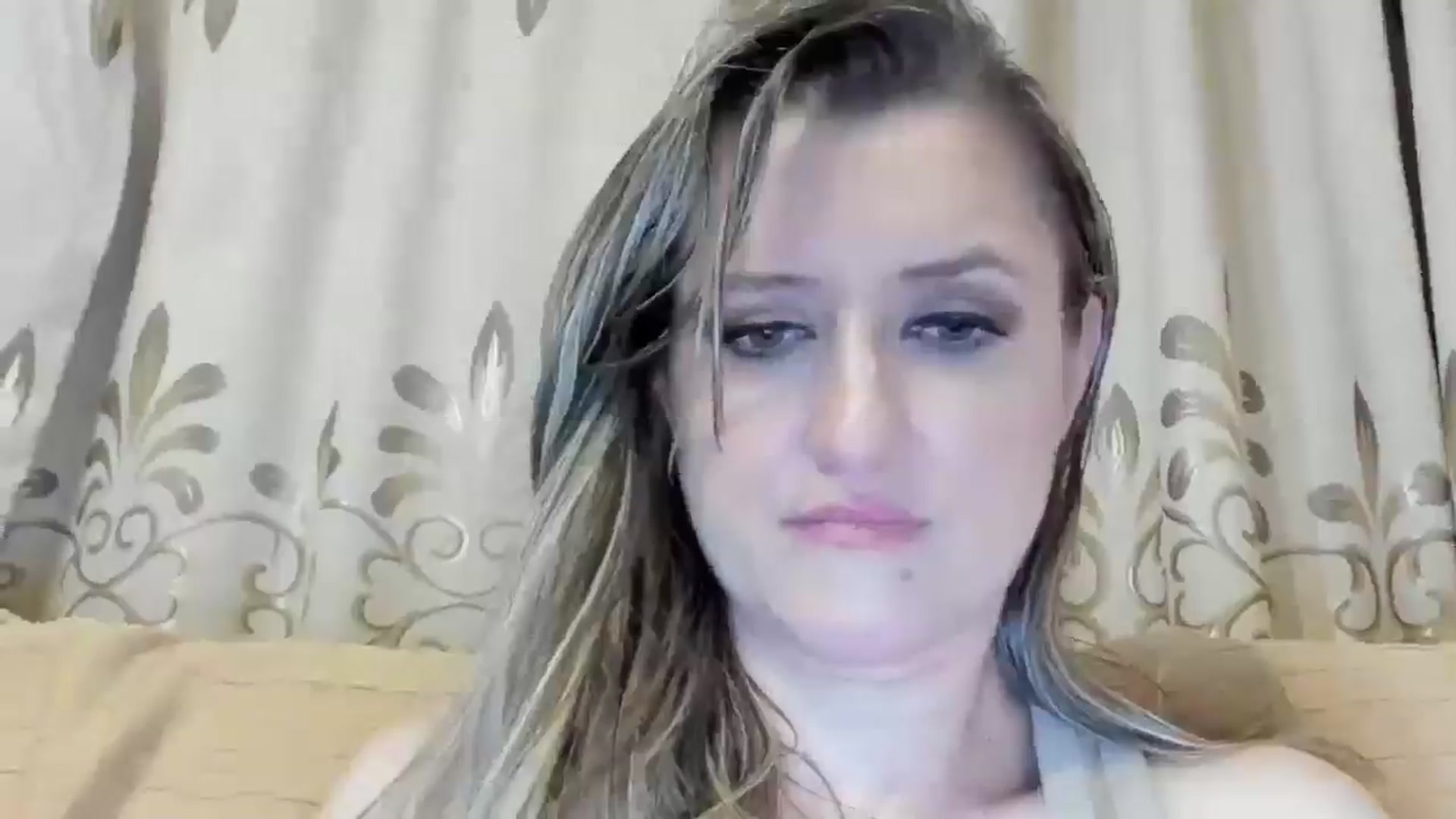 Gallery image thumbnail from BestDream's myfreecams stream on, 05/29/2024, 23:48 image 8 of 20