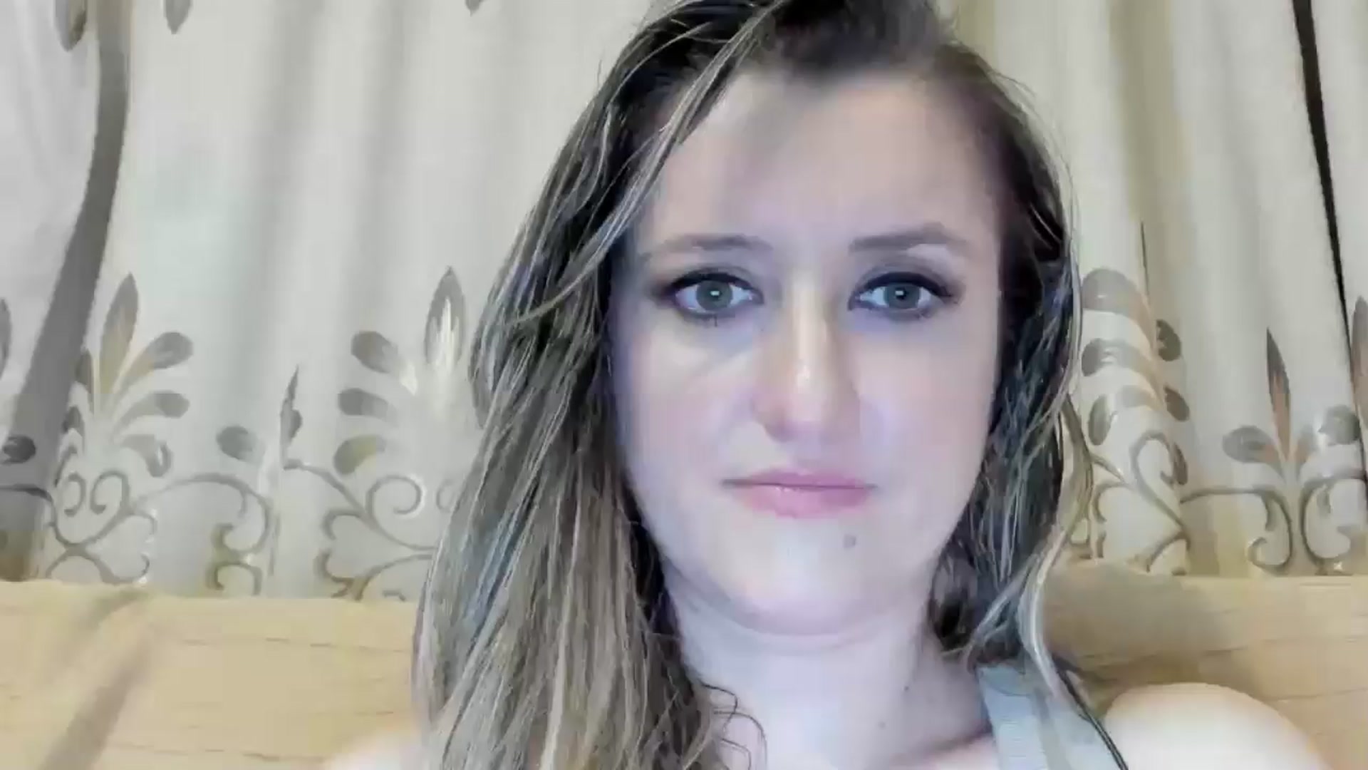Gallery image thumbnail from BestDream's myfreecams stream on, 05/29/2024, 23:48 image 18 of 20