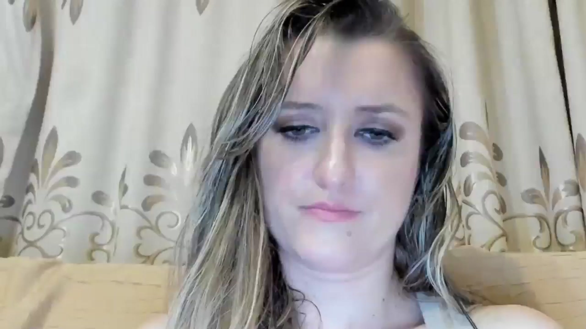 Gallery image thumbnail from BestDream's myfreecams stream on, 05/29/2024, 23:48 image 15 of 20