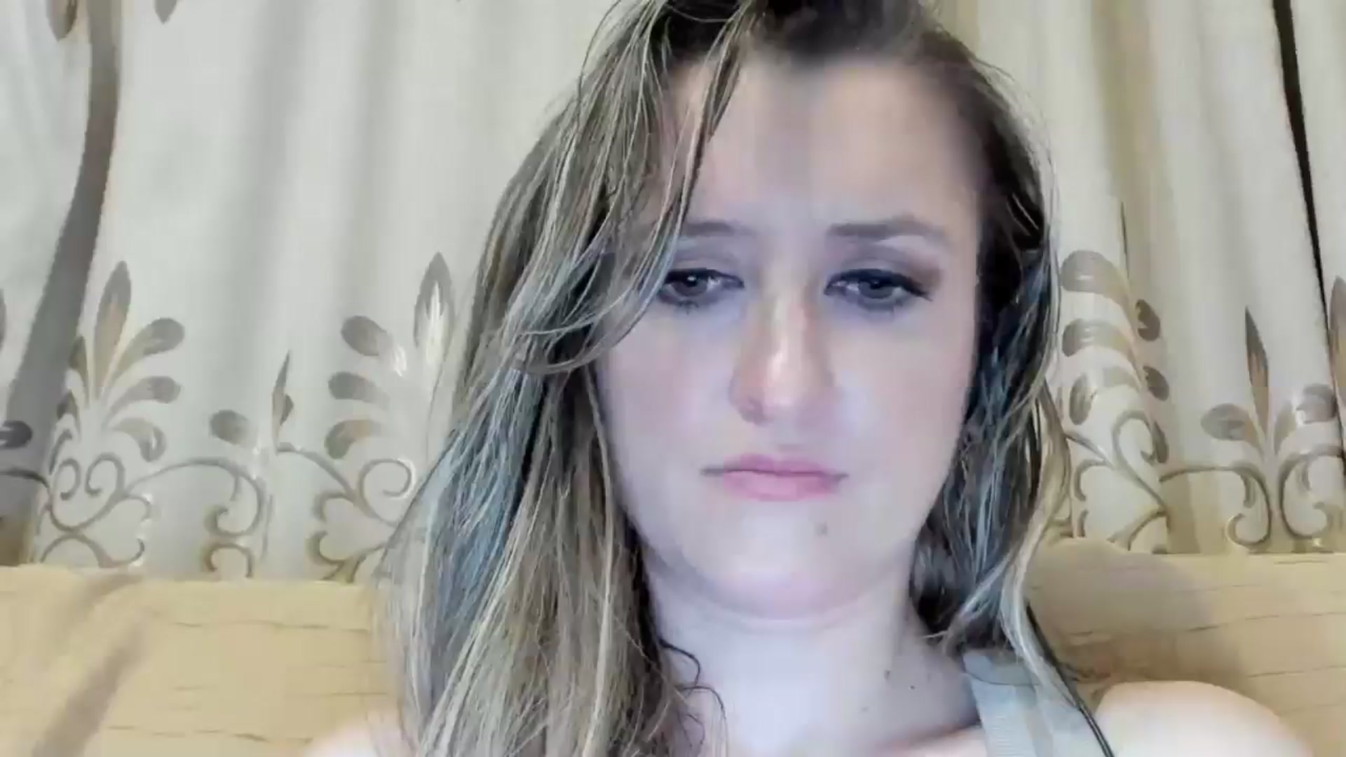 Gallery image thumbnail from BestDream's myfreecams stream on, 05/29/2024, 23:48 image 17 of 20