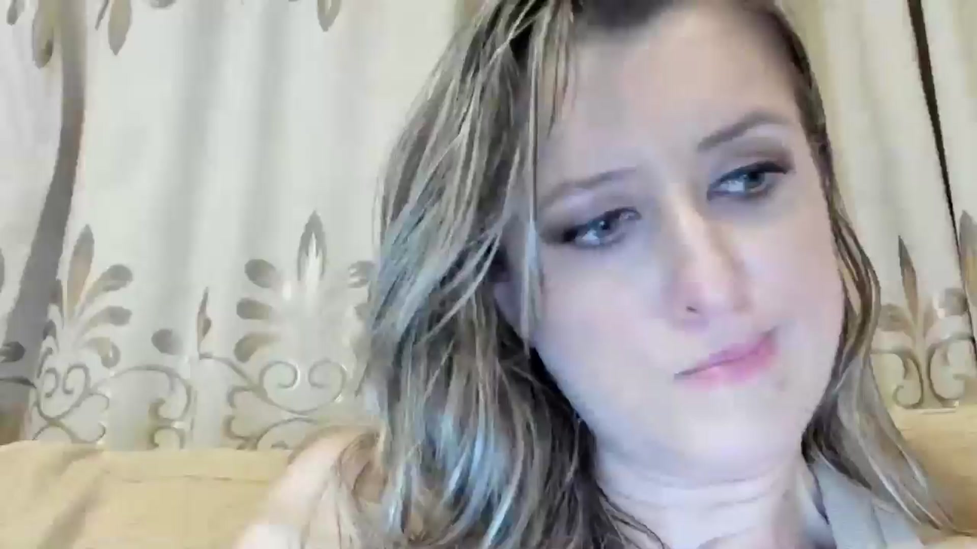 Gallery image thumbnail from BestDream's myfreecams stream on, 05/29/2024, 23:48 image 11 of 20
