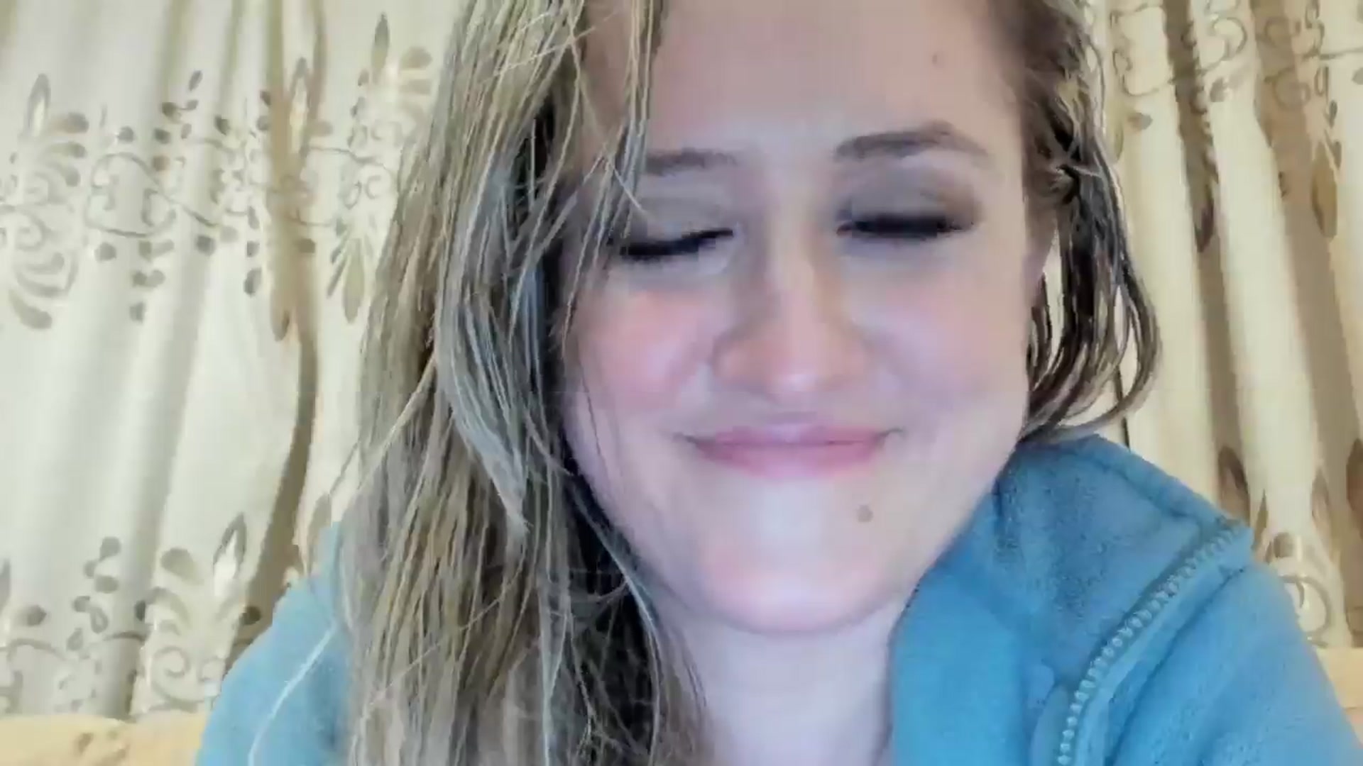 Gallery image thumbnail from BestDream's myfreecams stream on, 05/30/2024, 01:16 image 10 of 20