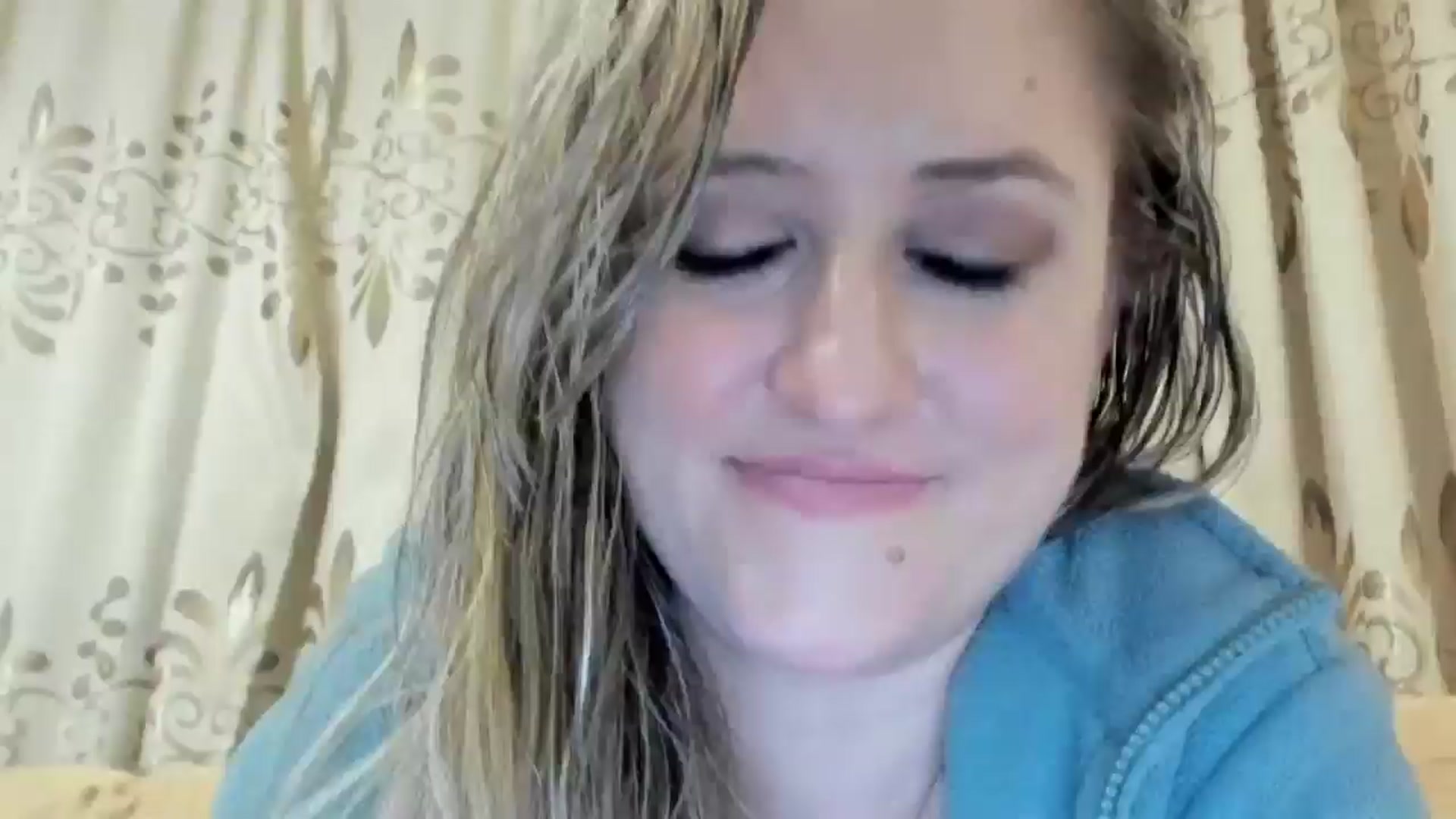Gallery image thumbnail from BestDream's myfreecams stream on, 05/30/2024, 01:16 image 19 of 20