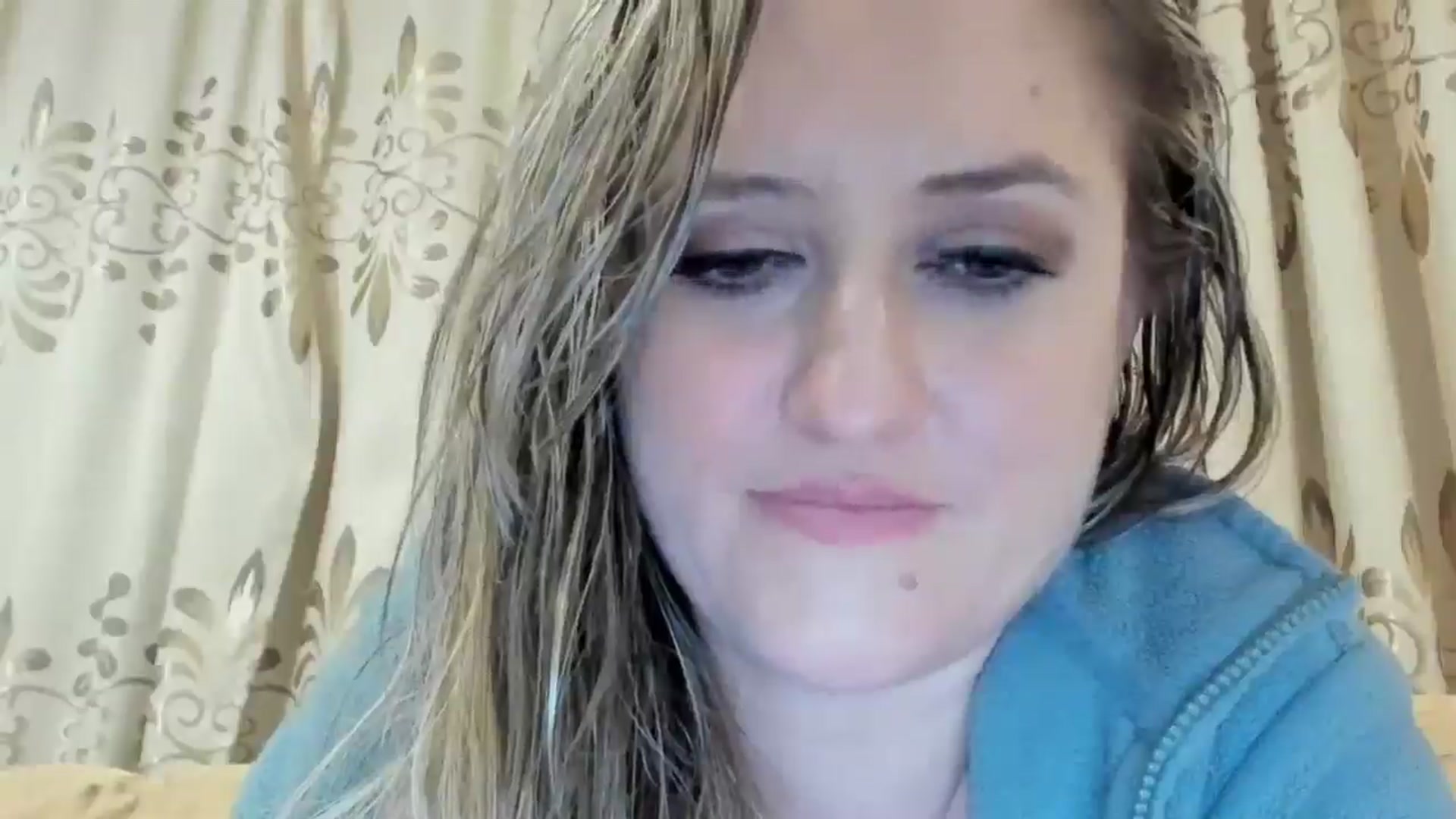 Gallery image thumbnail from BestDream's myfreecams stream on, 05/30/2024, 01:16 image 18 of 20