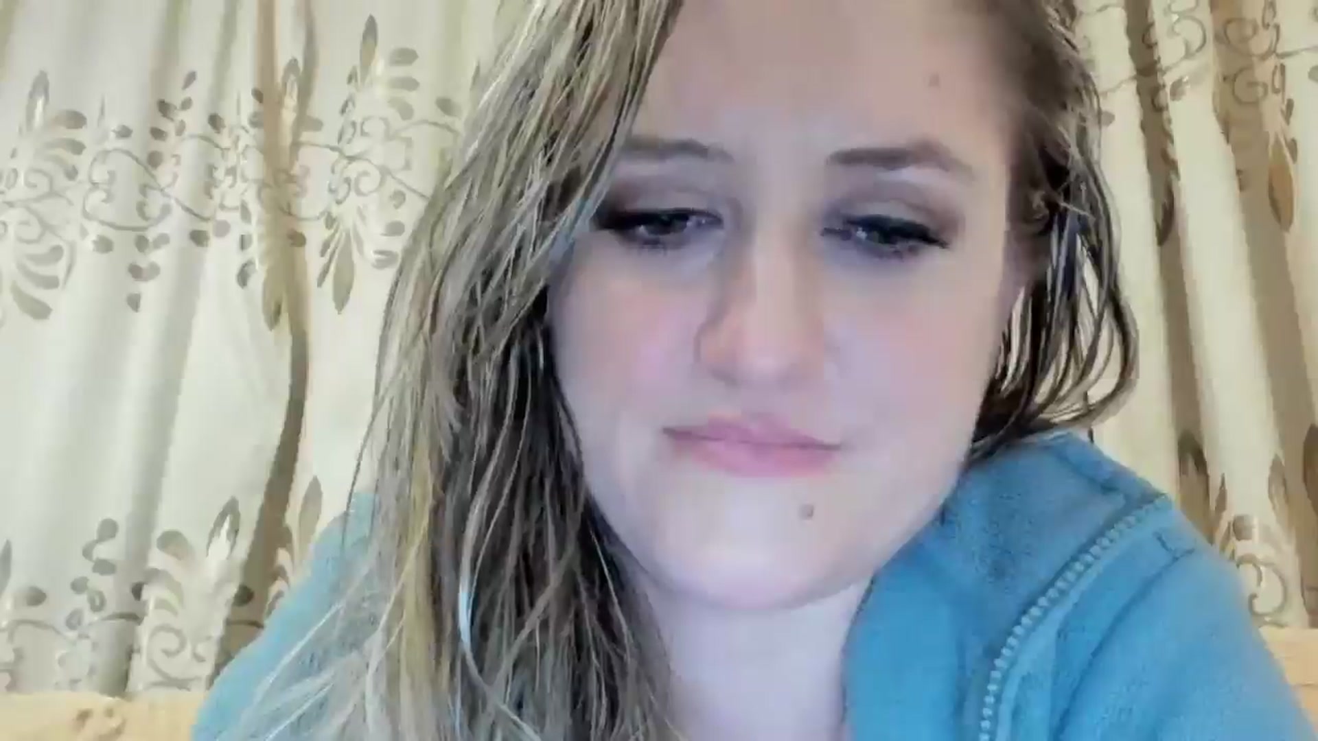 Gallery image thumbnail from BestDream's myfreecams stream on, 05/30/2024, 01:16 image 16 of 20