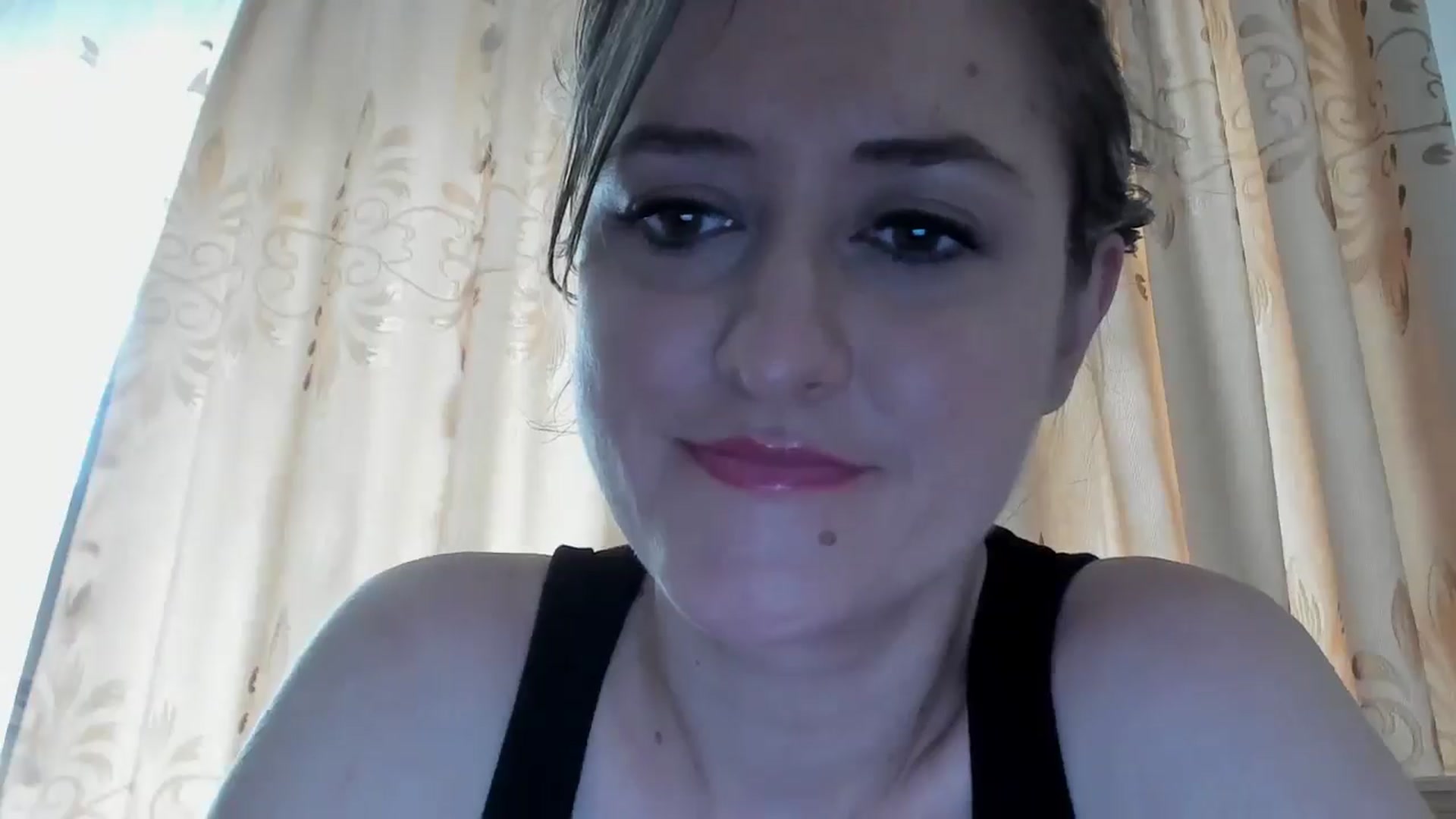 Gallery image thumbnail from BestDream's myfreecams stream on, 05/30/2024, 08:46 image 10 of 20