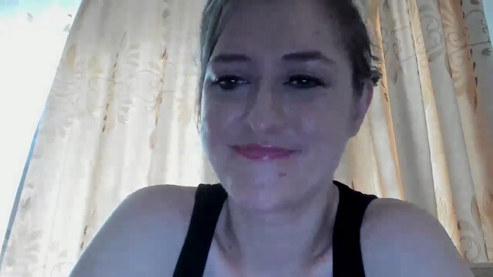 Gallery image thumbnail from BestDream's myfreecams stream on, 05/30/2024, 08:46 image 17 of 20