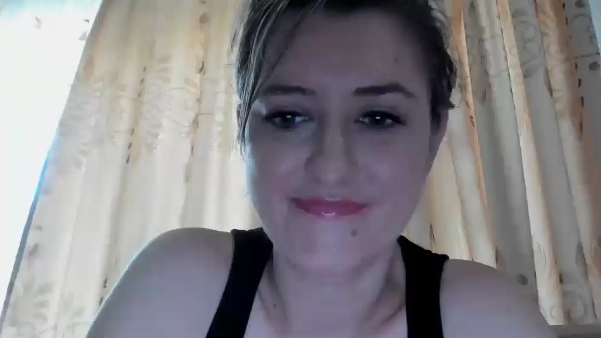 Gallery image thumbnail from BestDream's myfreecams stream on, 05/30/2024, 09:34 image 11 of 20