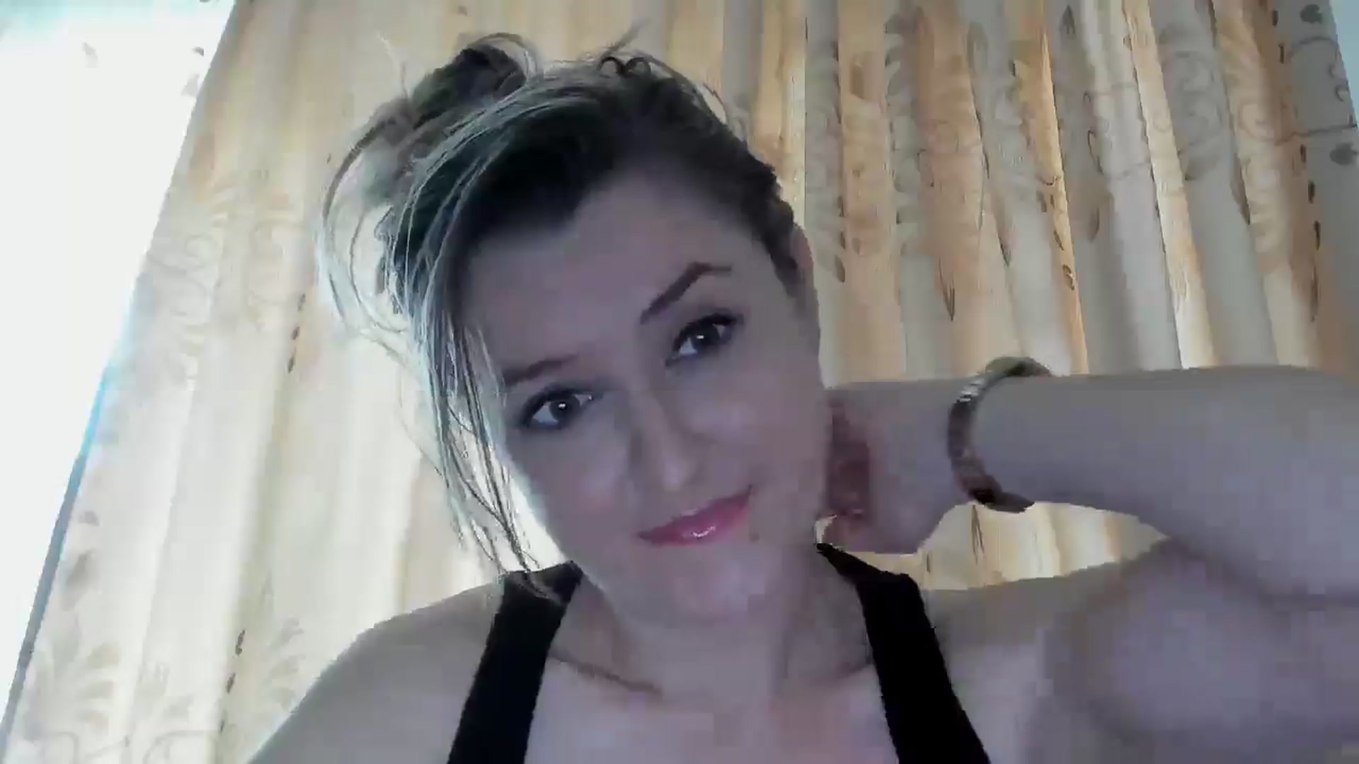 Gallery image thumbnail from BestDream's myfreecams stream on, 05/30/2024, 09:34 image 15 of 20