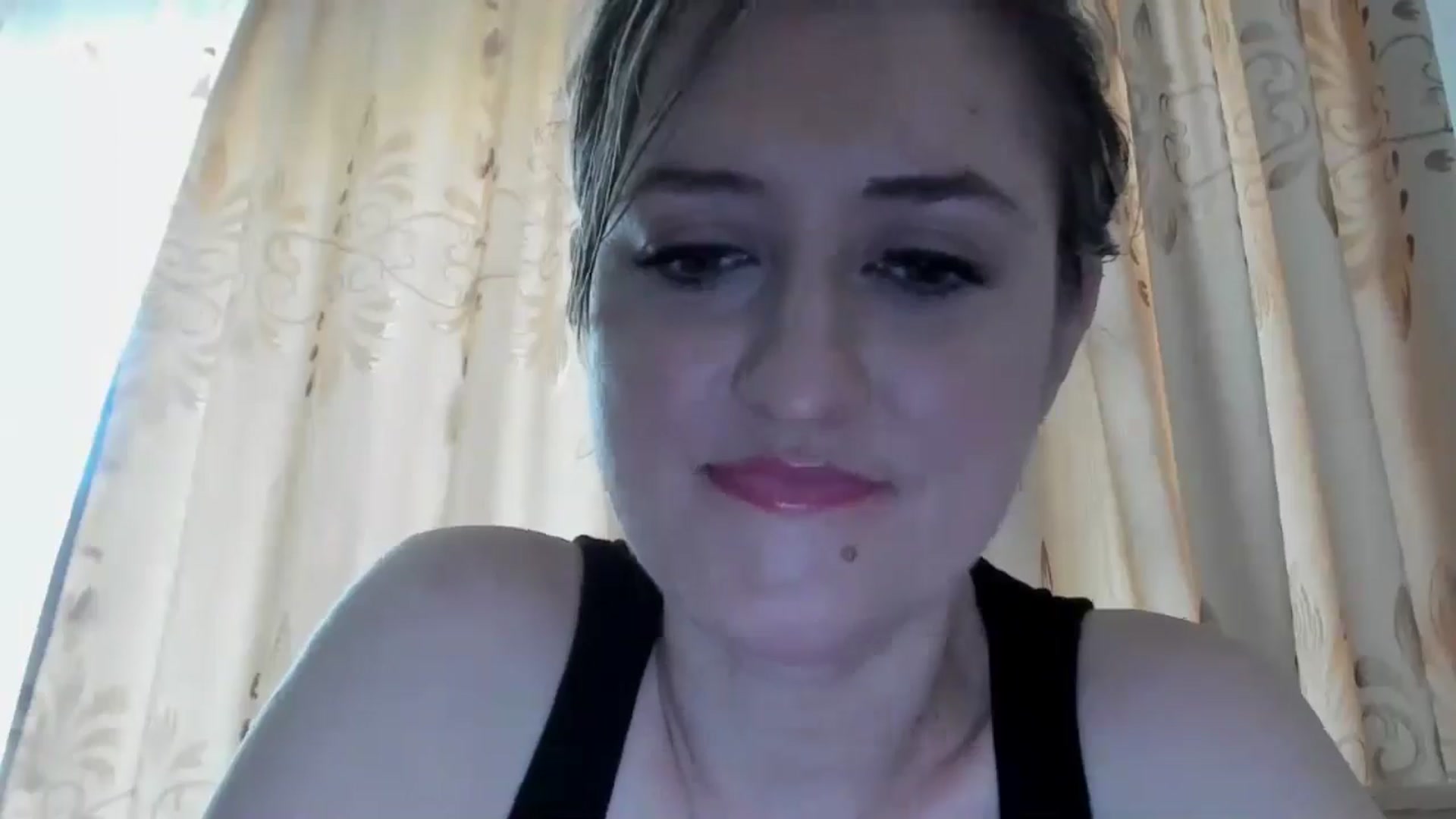 Gallery image thumbnail from BestDream's myfreecams stream on, 05/30/2024, 09:34 image 12 of 20