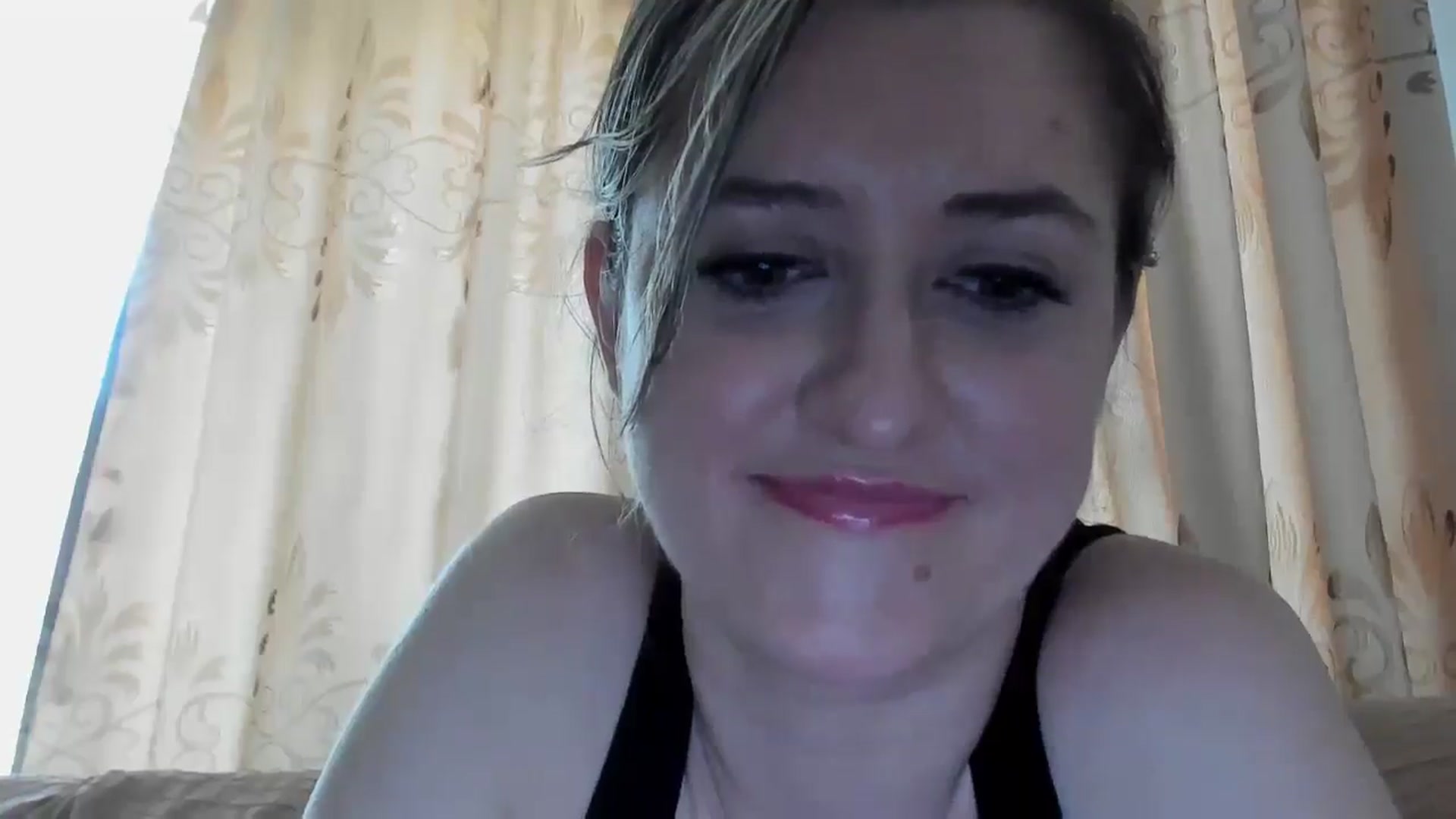 Gallery image thumbnail from BestDream's myfreecams stream on, 05/30/2024, 10:21 image 12 of 20